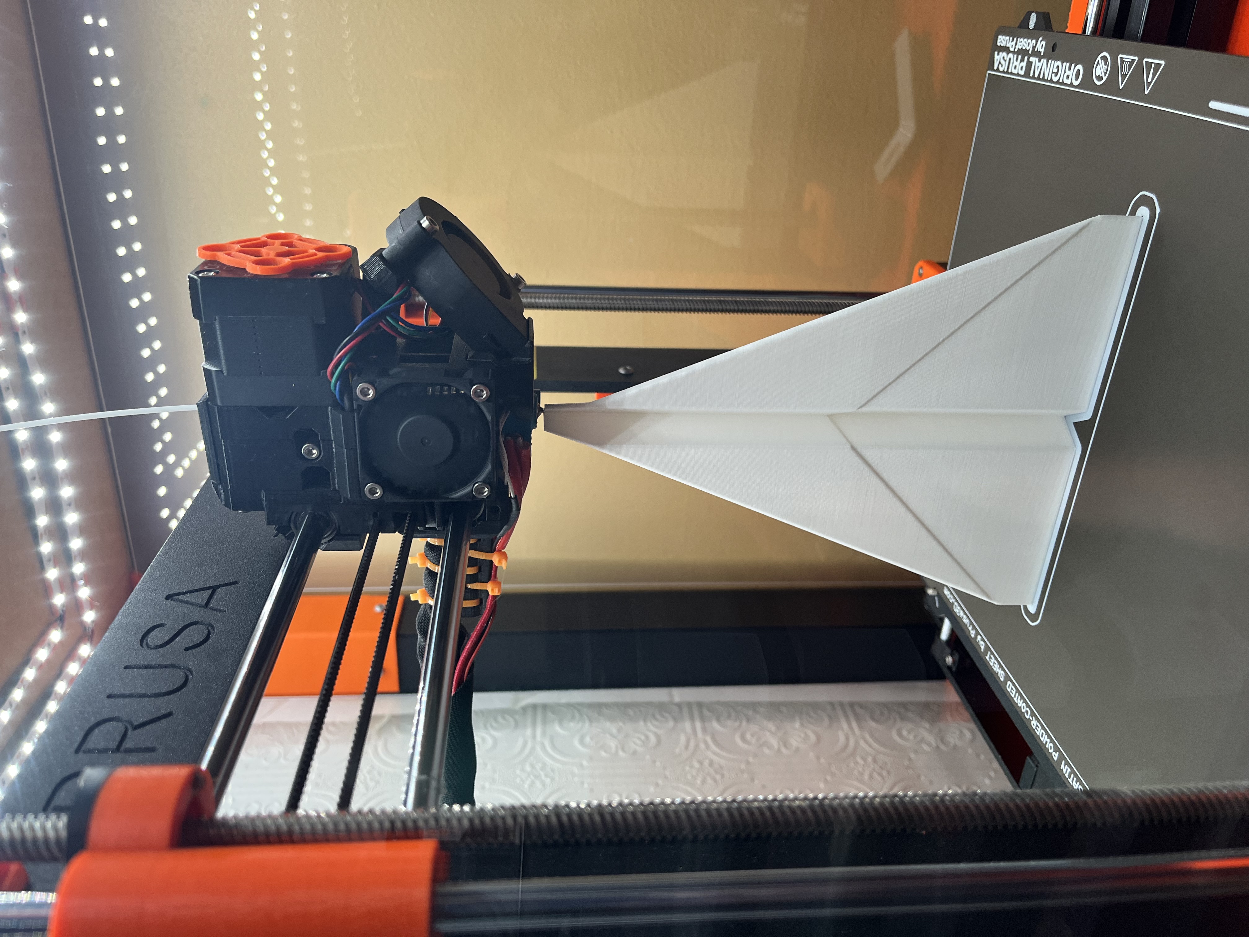 Paper Airplane (Vase Mode)