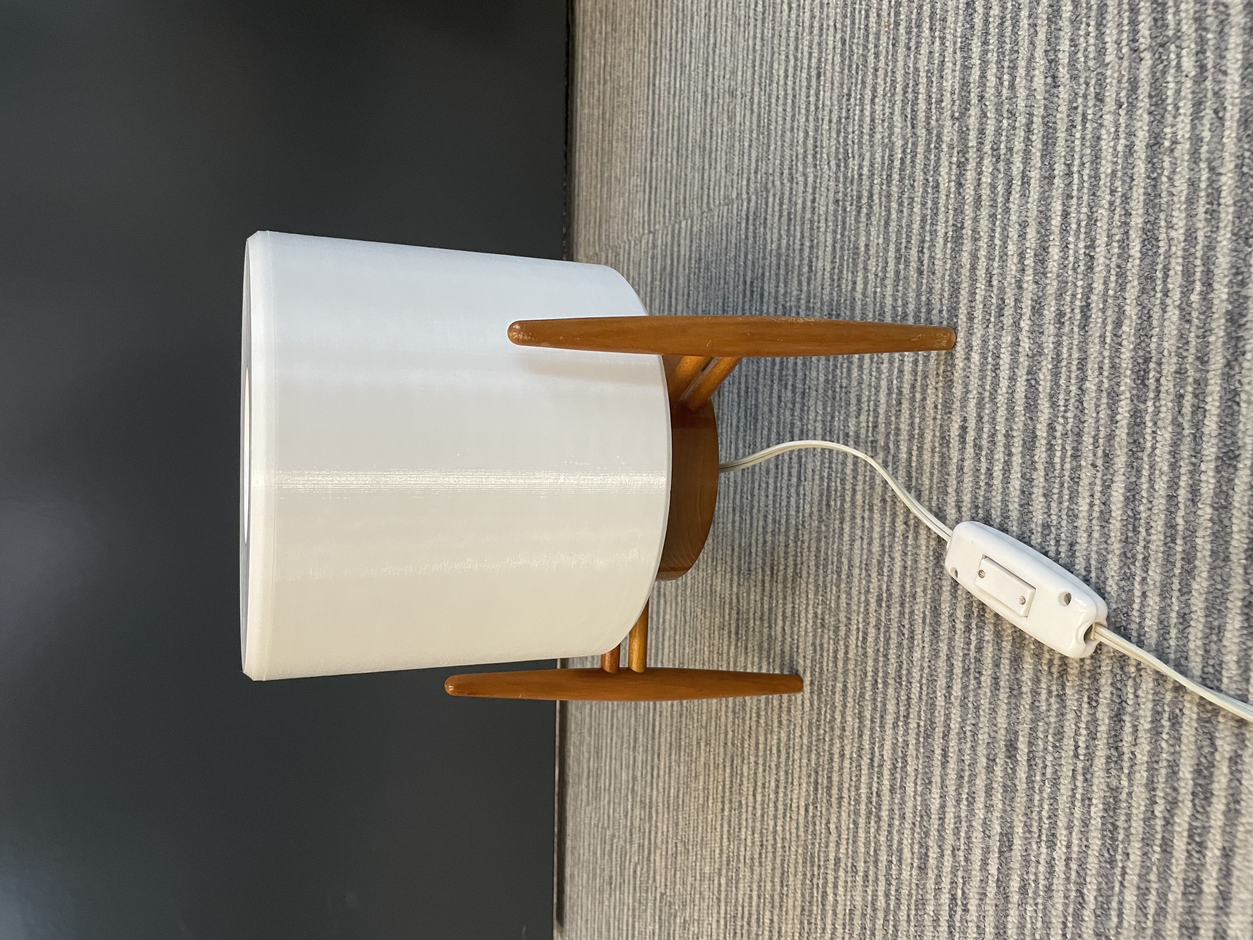 stínítko stolní lampy / shade of an table lamp