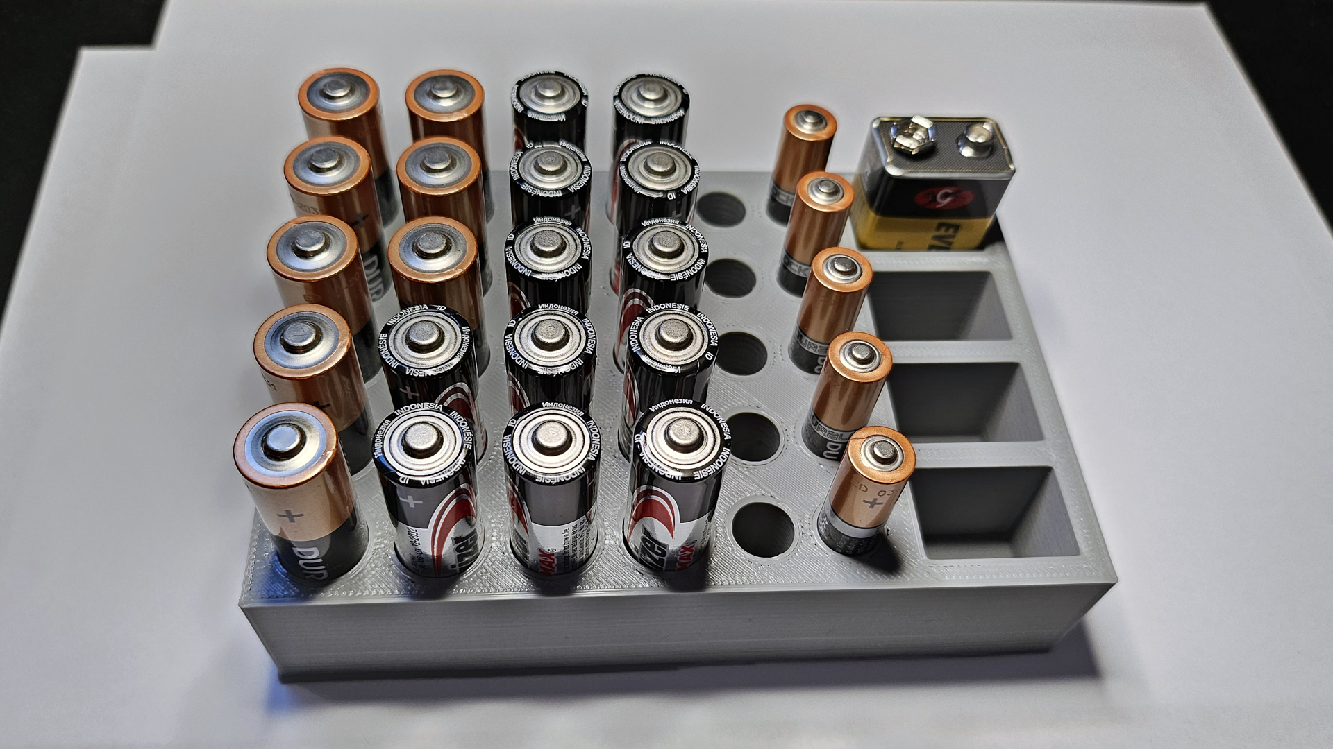 Simple Battery Organizer by Pyroguy24 | Download free STL model ...