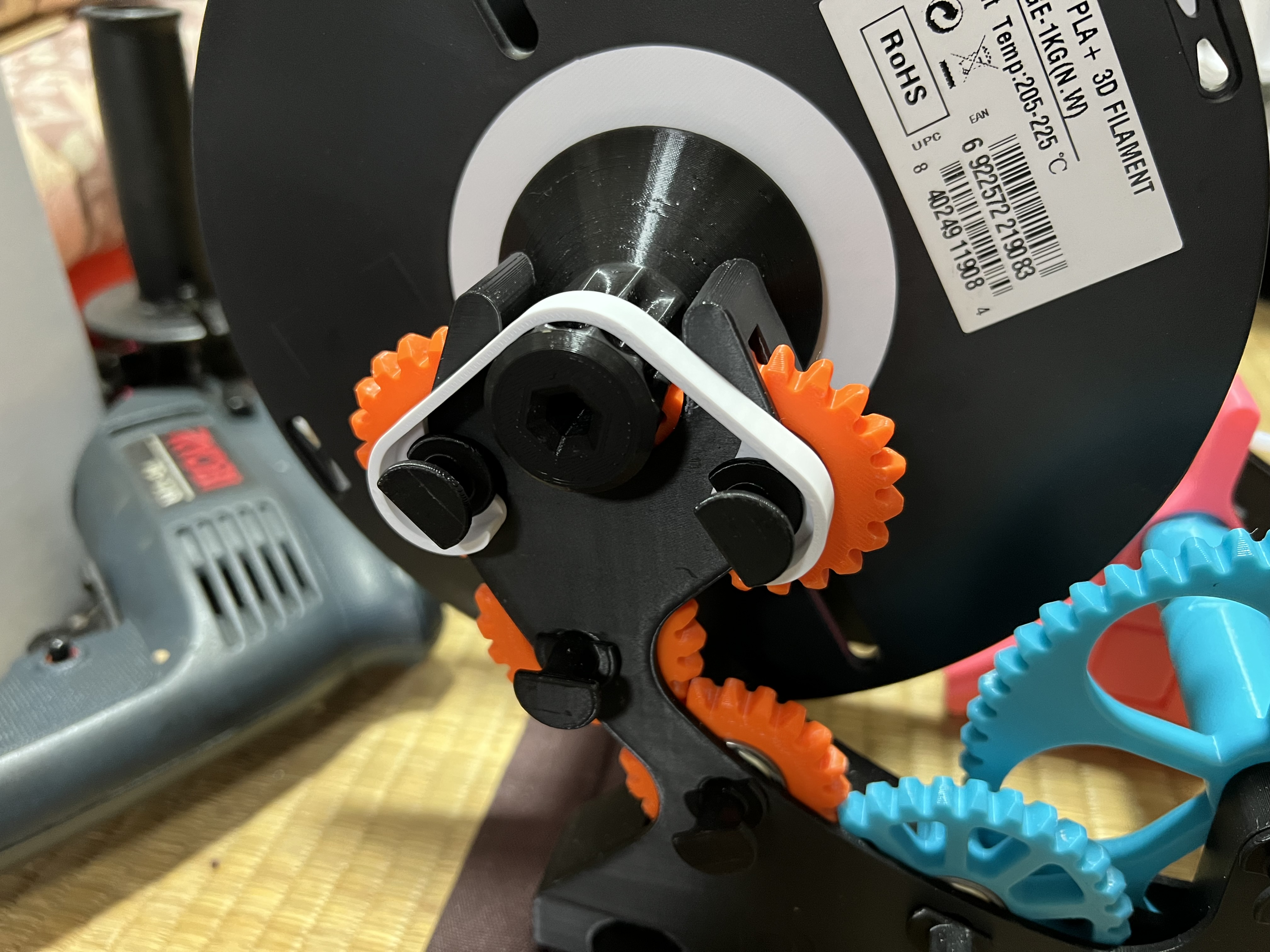 male spindle clip and handle