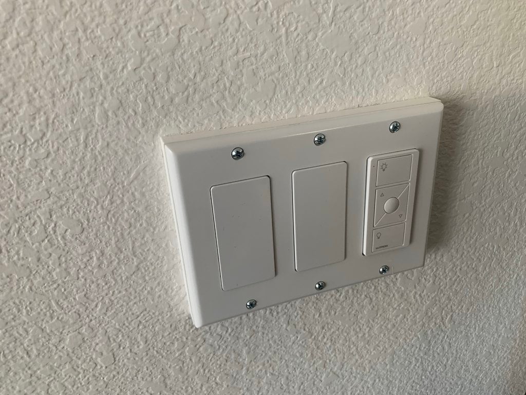 Wallplate spacer