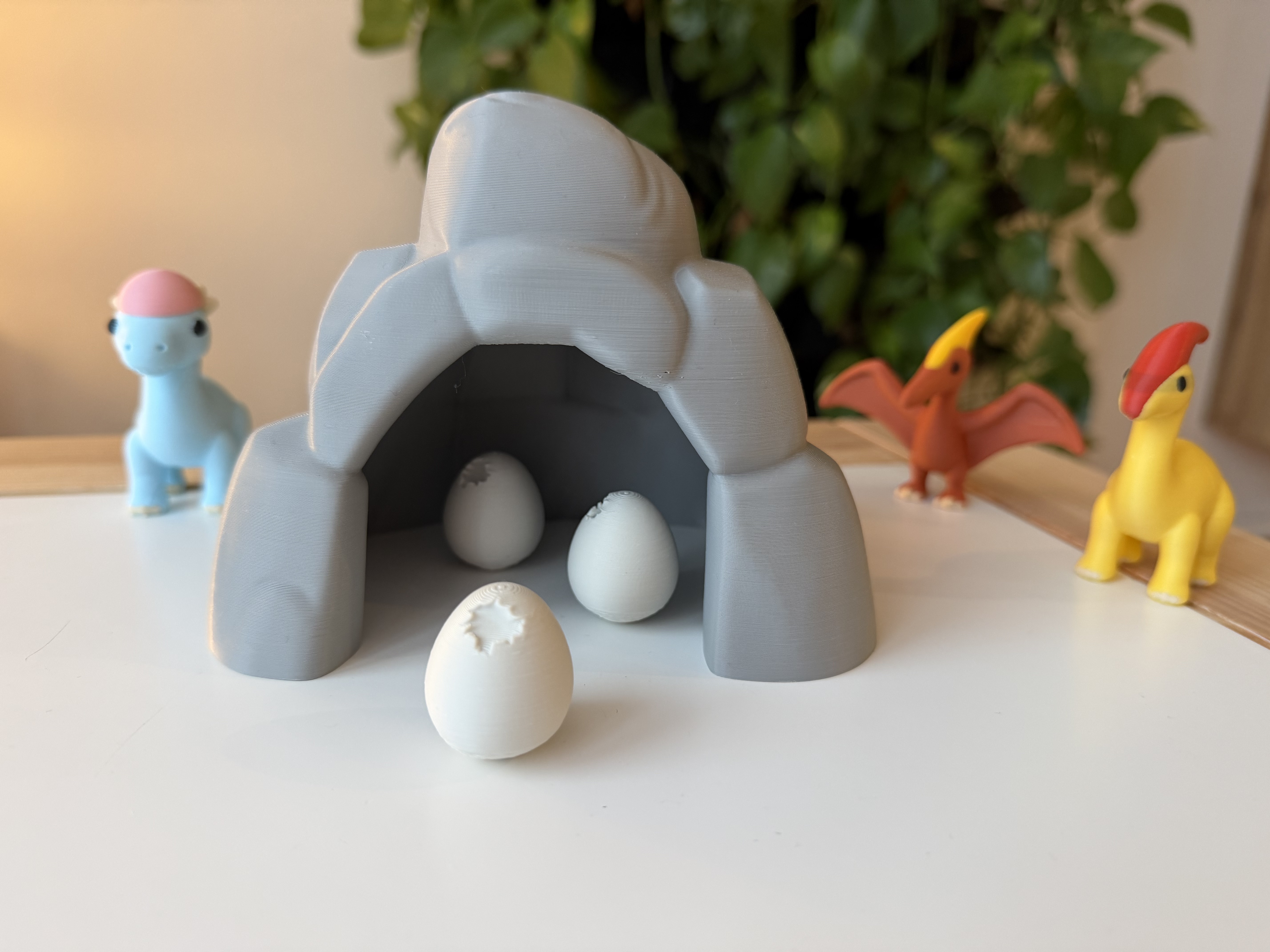 Miniatura 3 do modelo 3D Speckled egg / Hatching egg