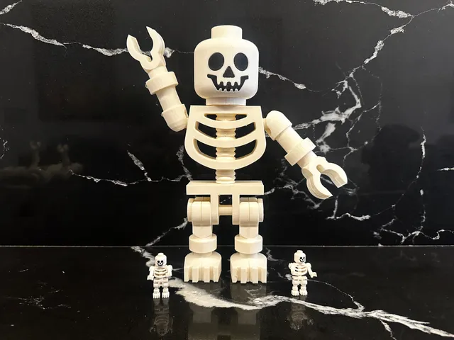 Giant Lego Skeleton (Face & Arm Improvements) Version 3.0
