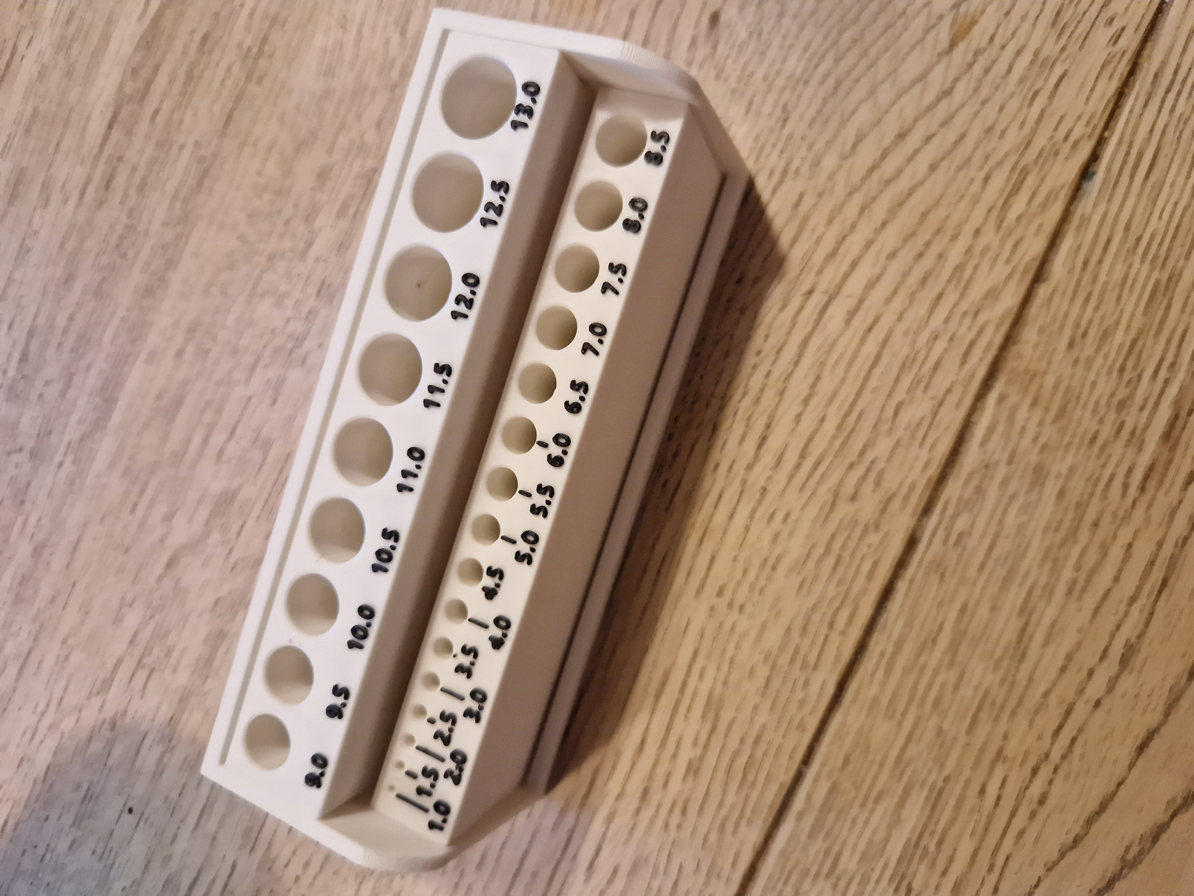Honeycomb Storage Wall (HSW) - Metric Drill Holder