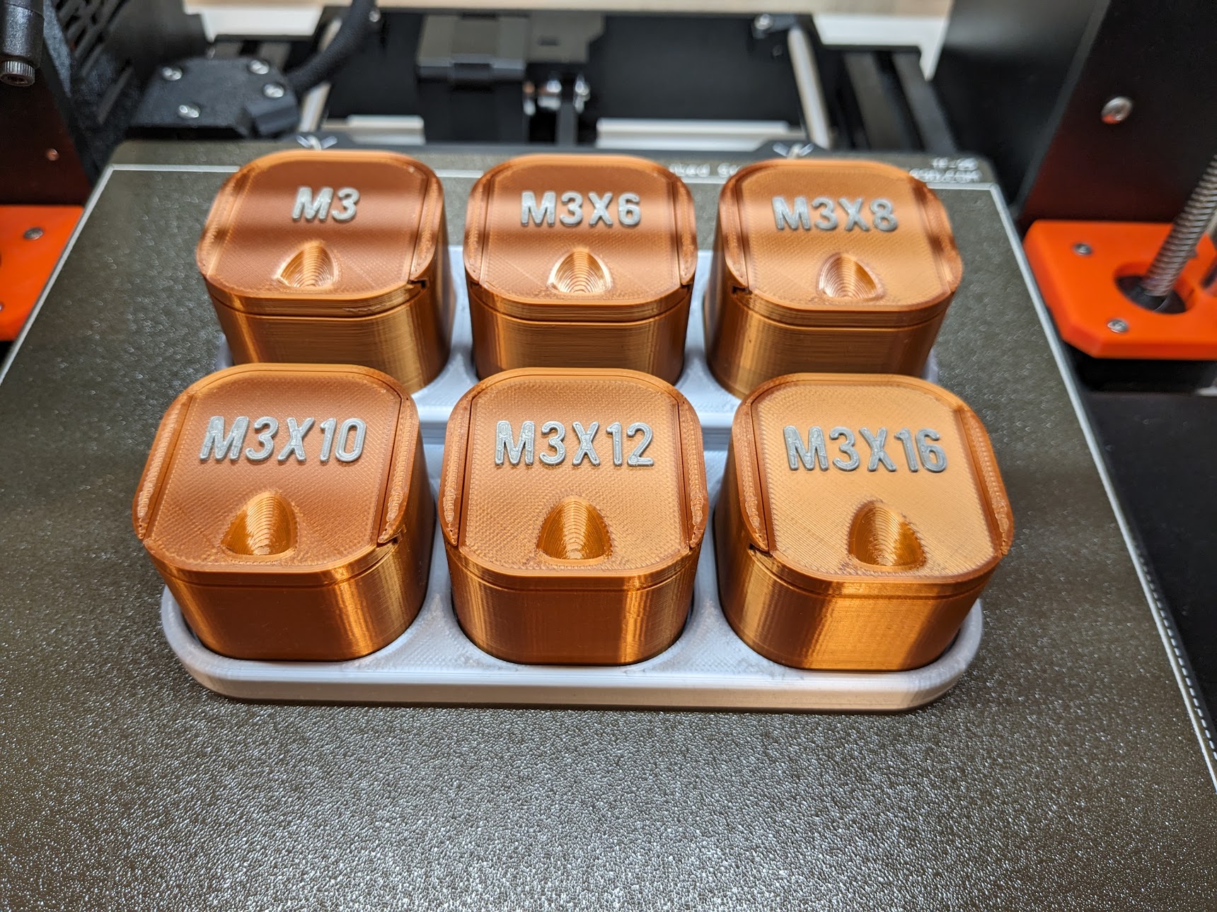 Rounded box tray 6 position