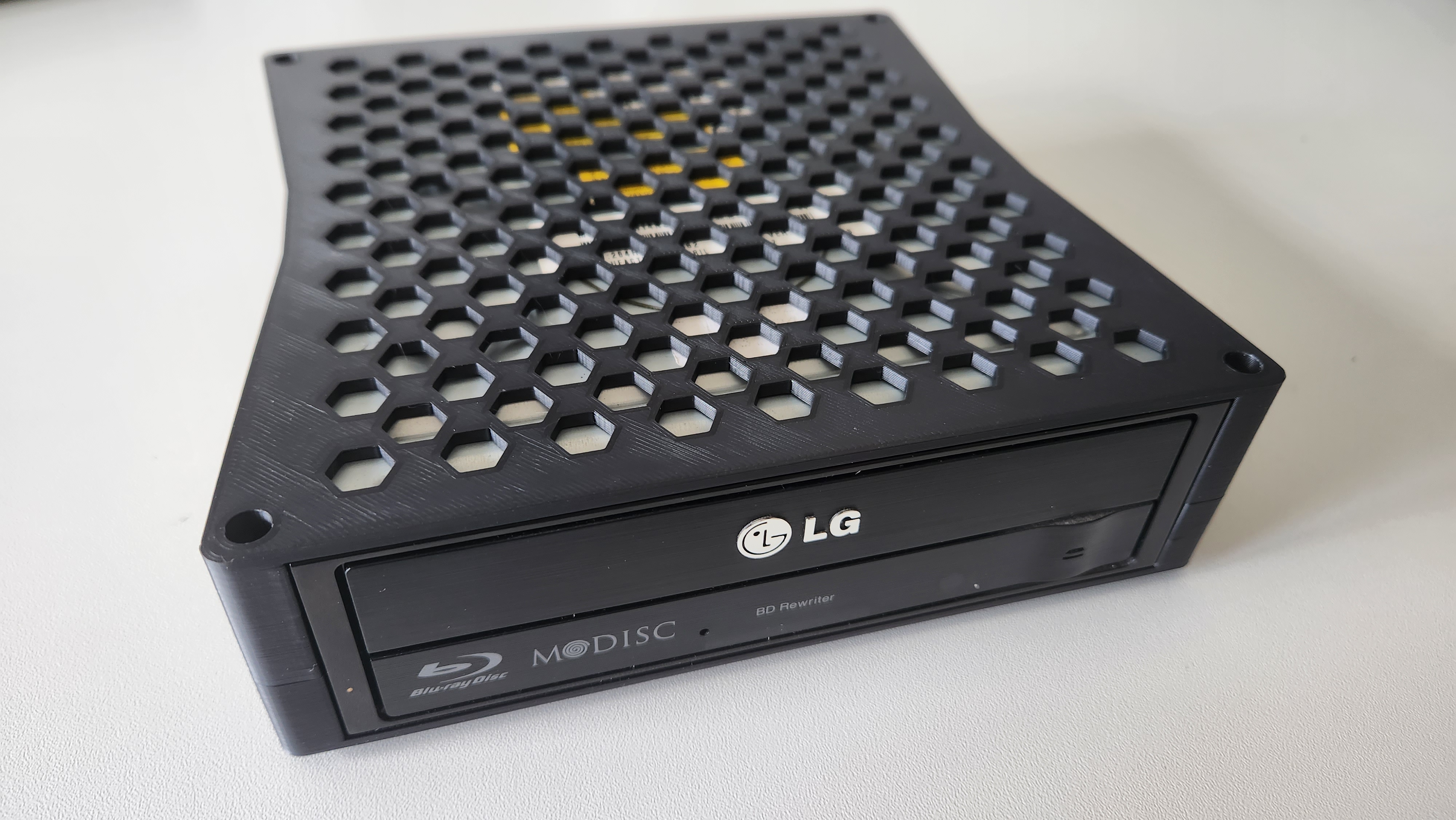 Desktop CD / DVD / BluRay Drive Cabinet / Enclosure