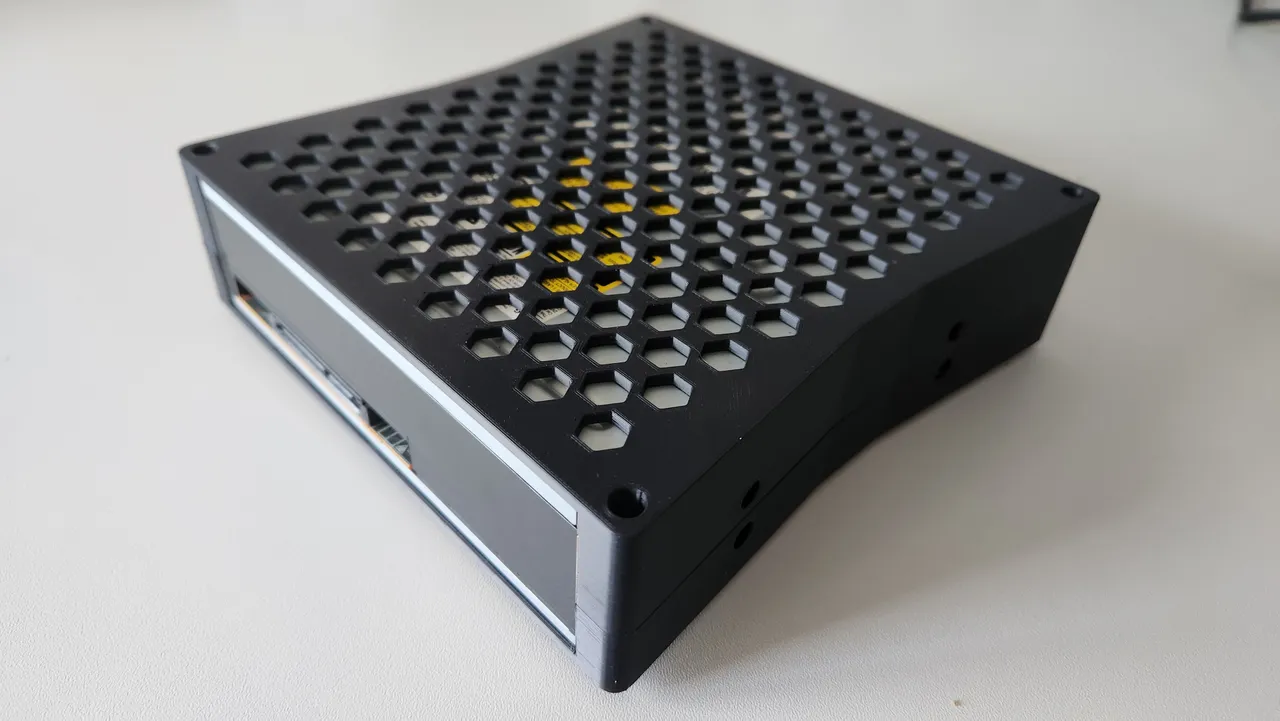 Desktop CD / DVD / BluRay Drive Cabinet / Enclosure by Fabio