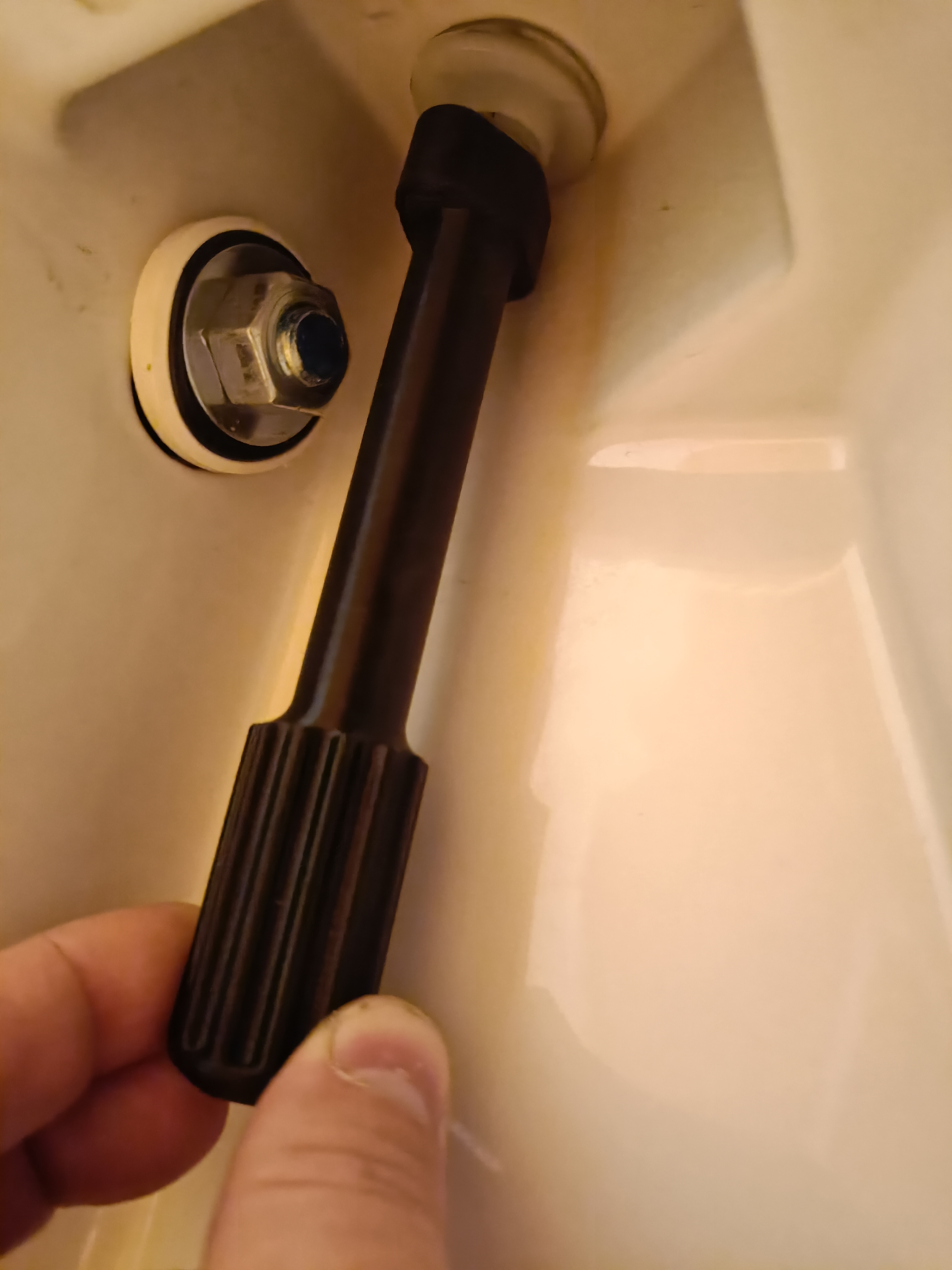 Wrench for toilet seat by Ketty Download free STL model