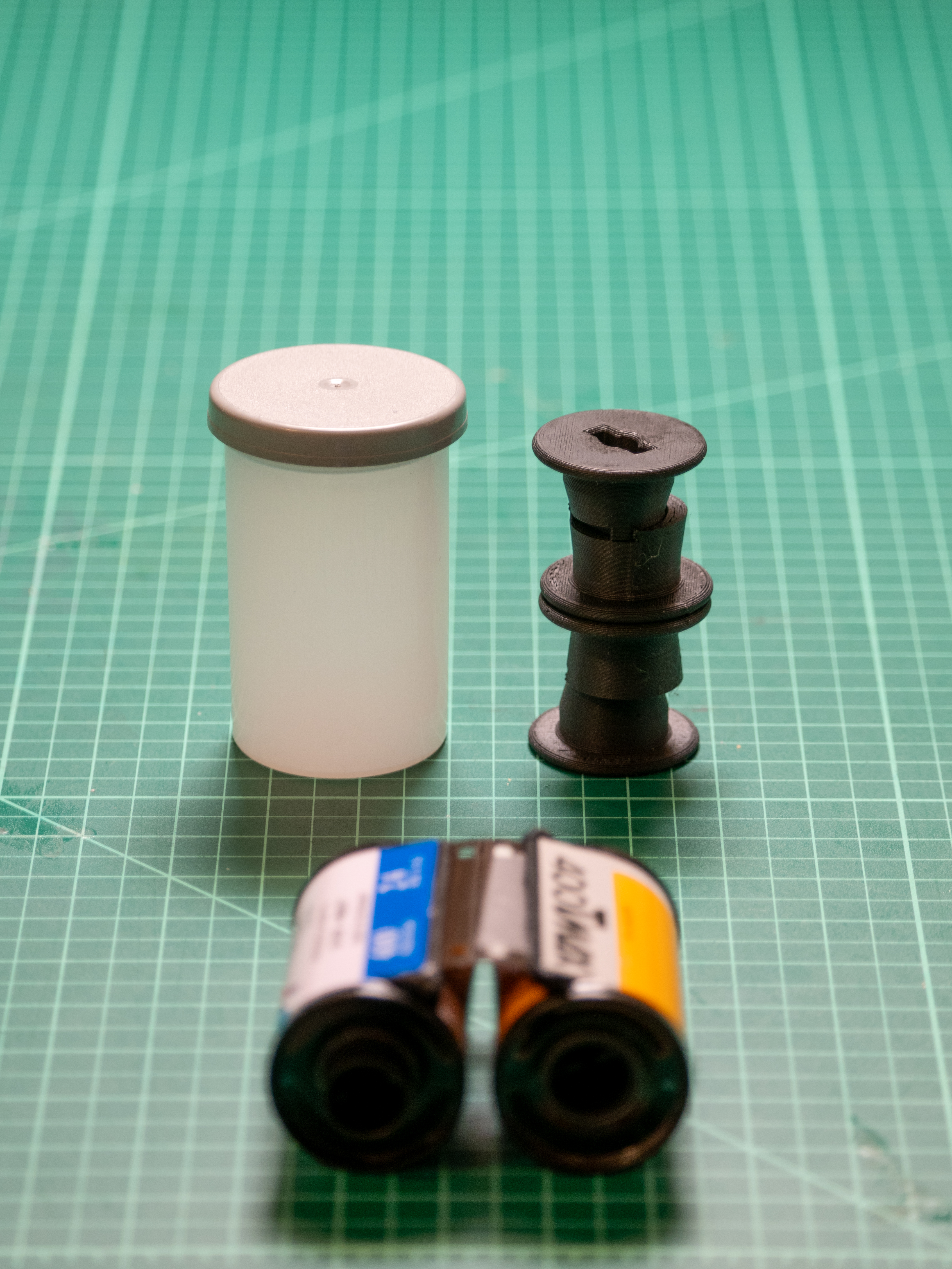 35mm Film Adapter for 120 Medium Format Cameras