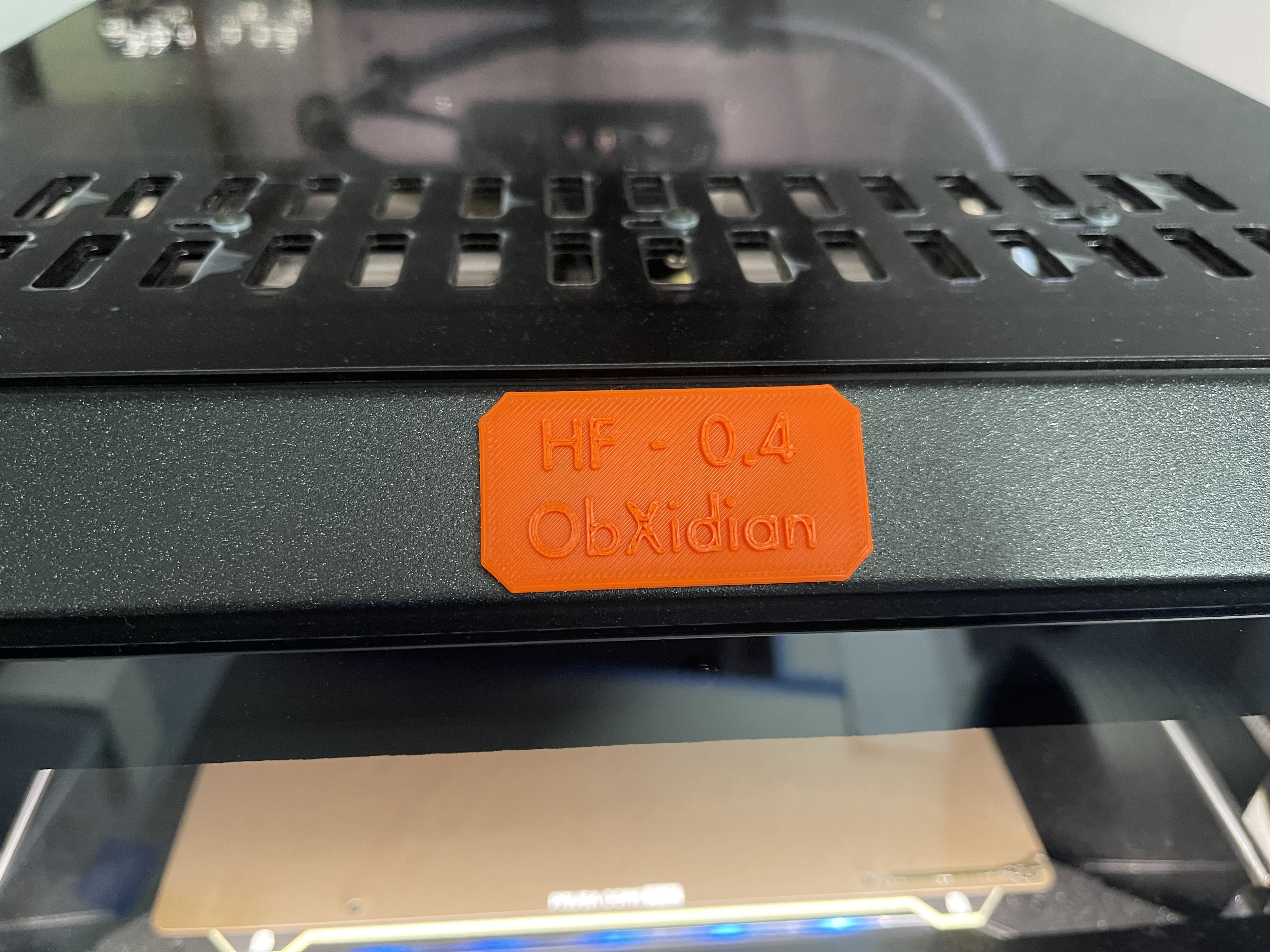 Blank label with recesses for 2x 8x2 Magnets (suitable for the Core One)