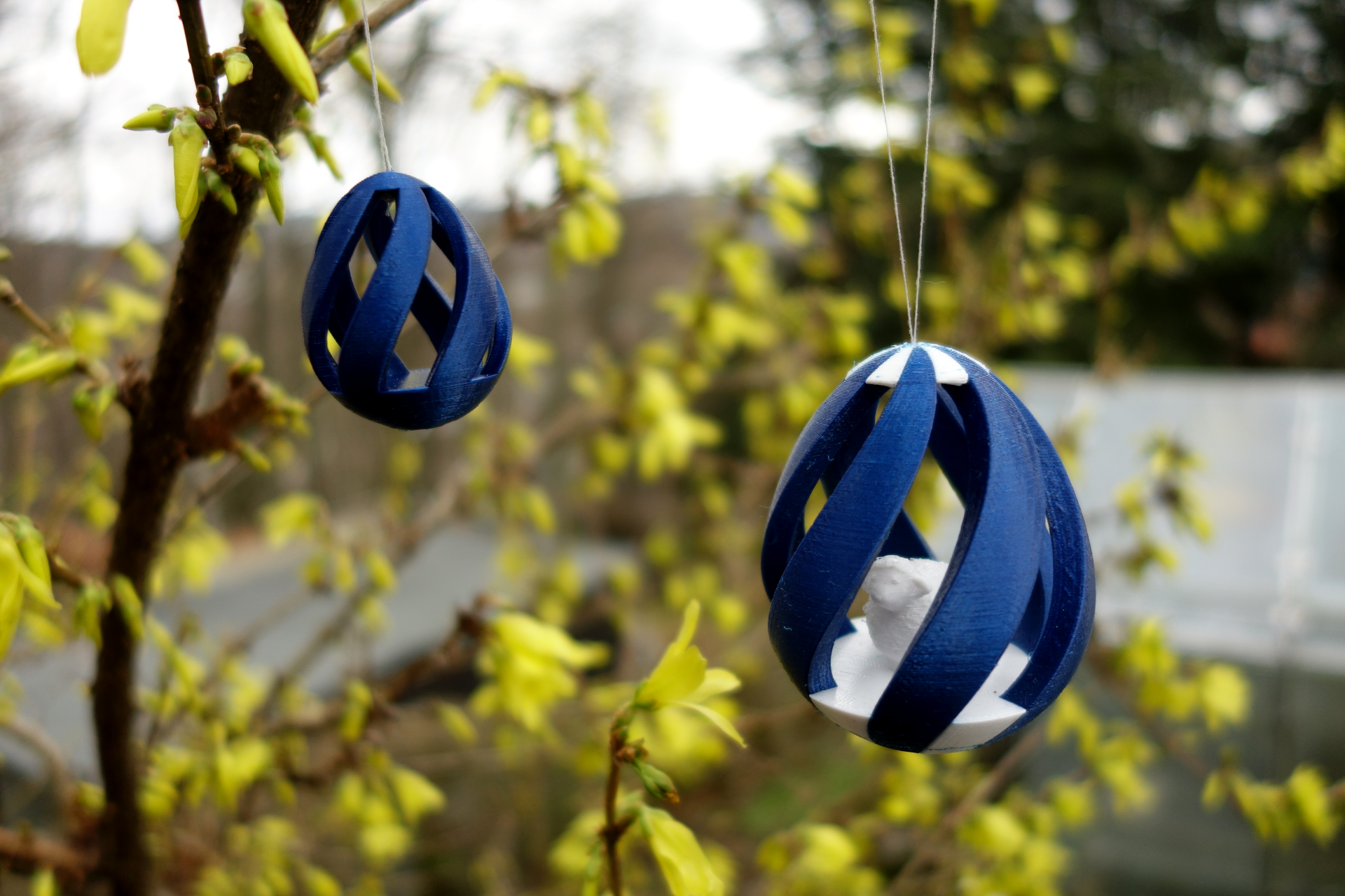 Spiral Egg with platform