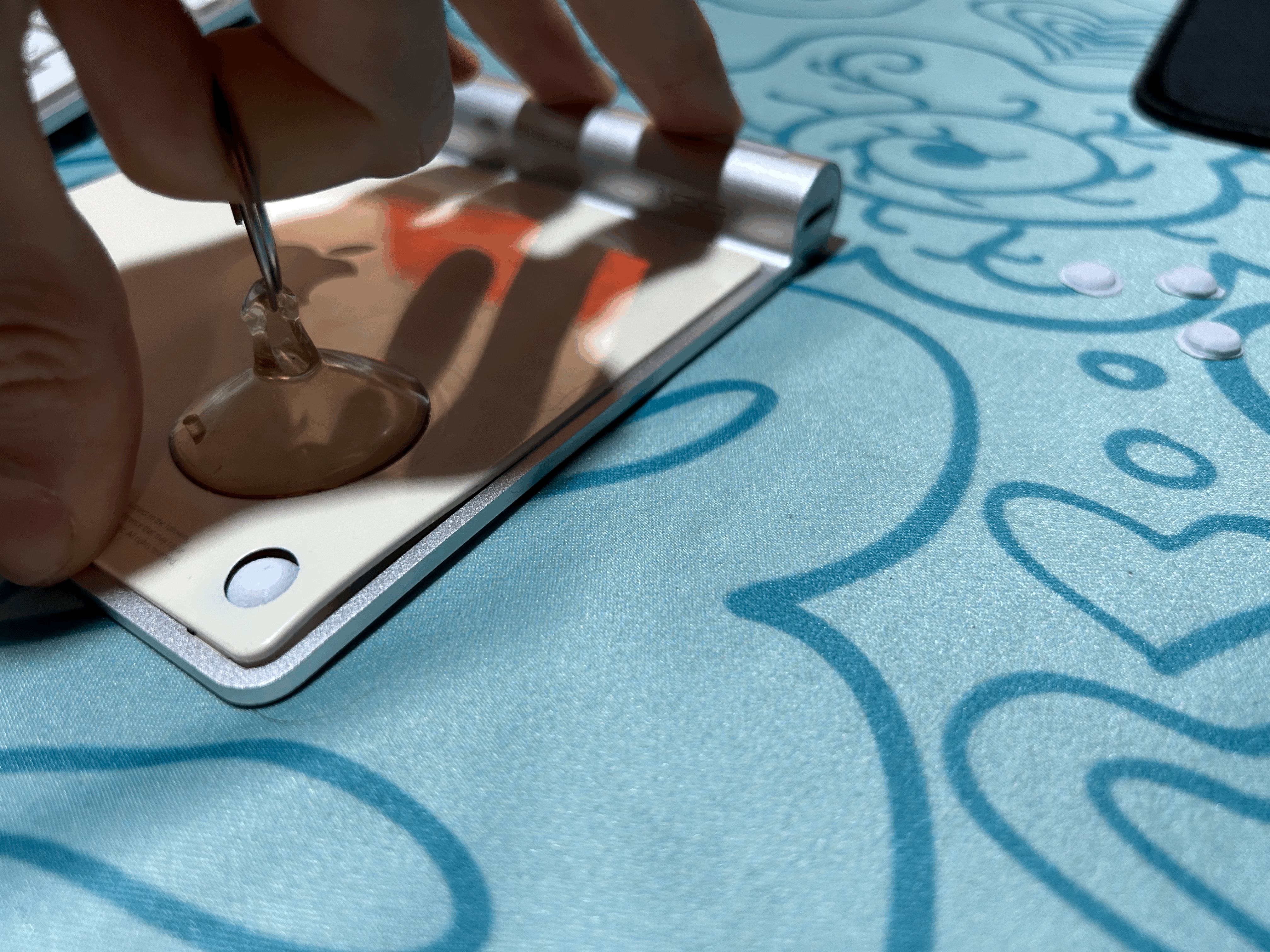 Magic Trackpad Missing Foot Replacement — miniatura 2
