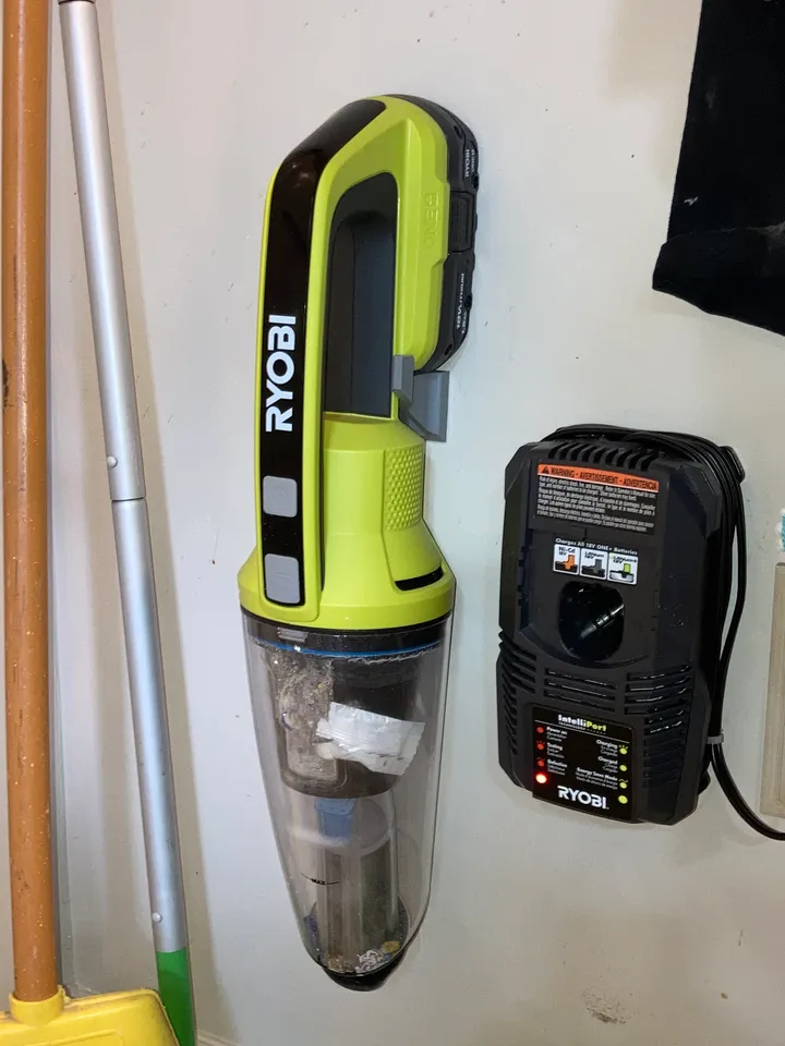 Ryobi hand vacuum wall outlet mount