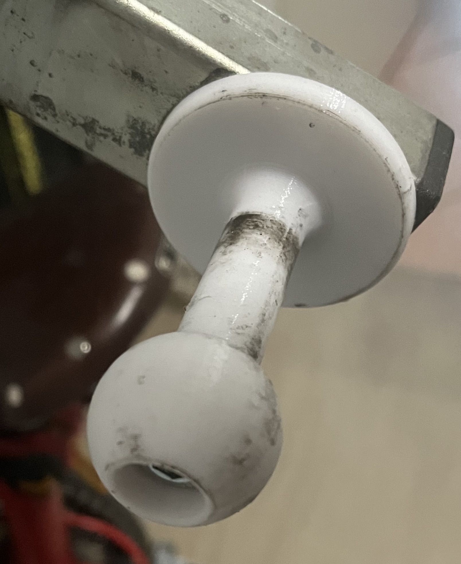 wheely lift holder