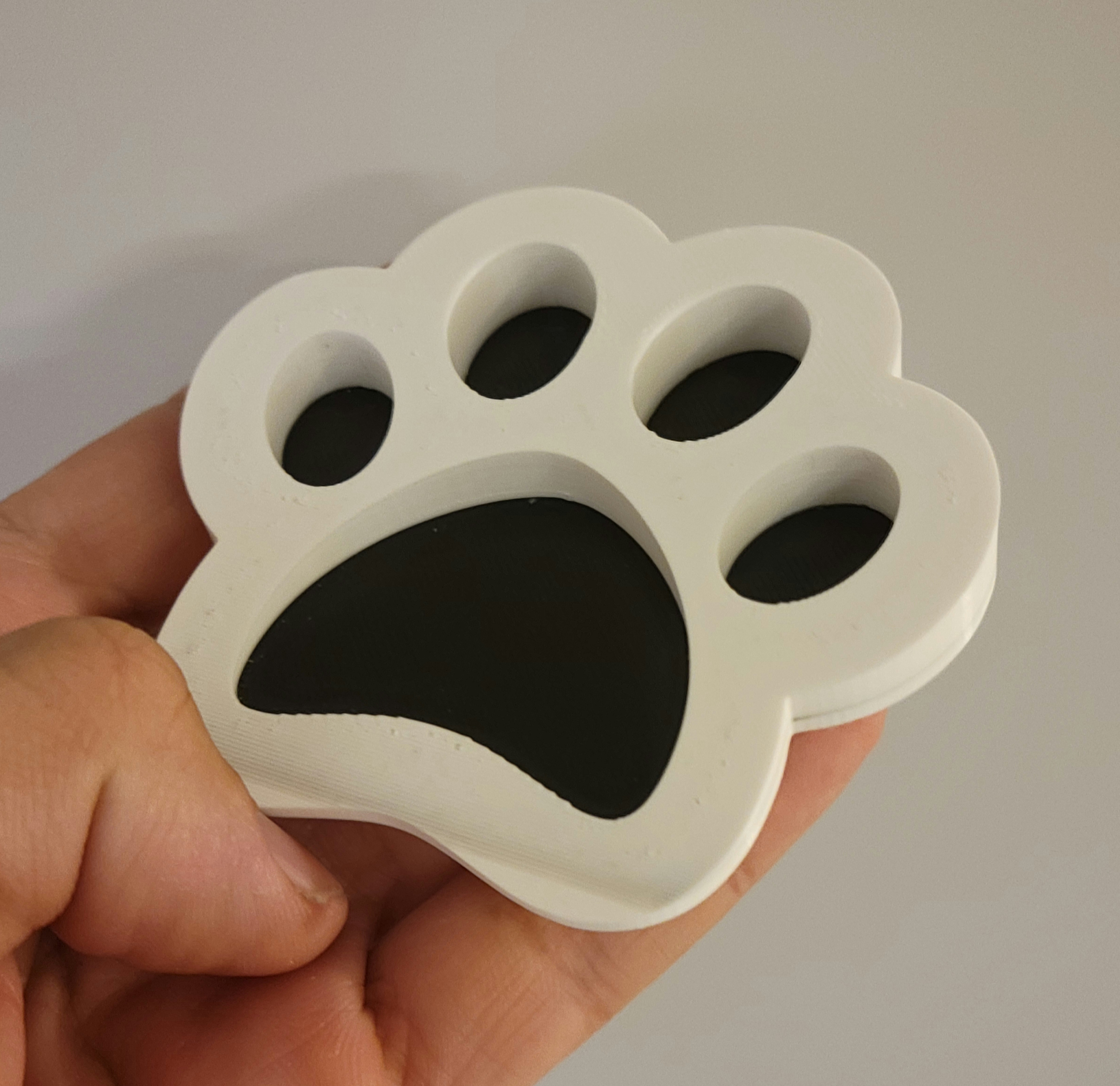 Cat paw door stopper