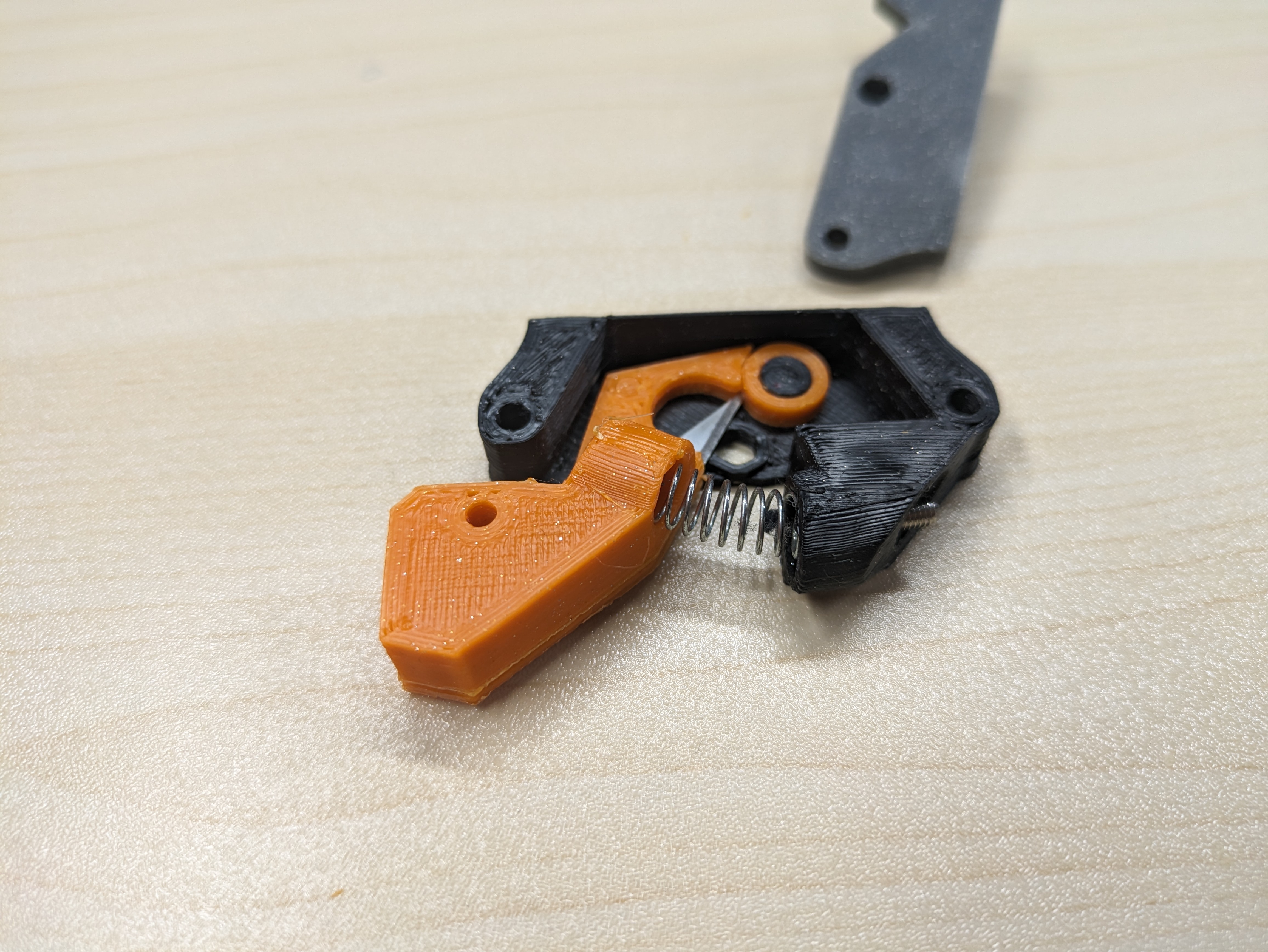 Filament Cutter for Sherpa and Sherpa-patterned Extruders