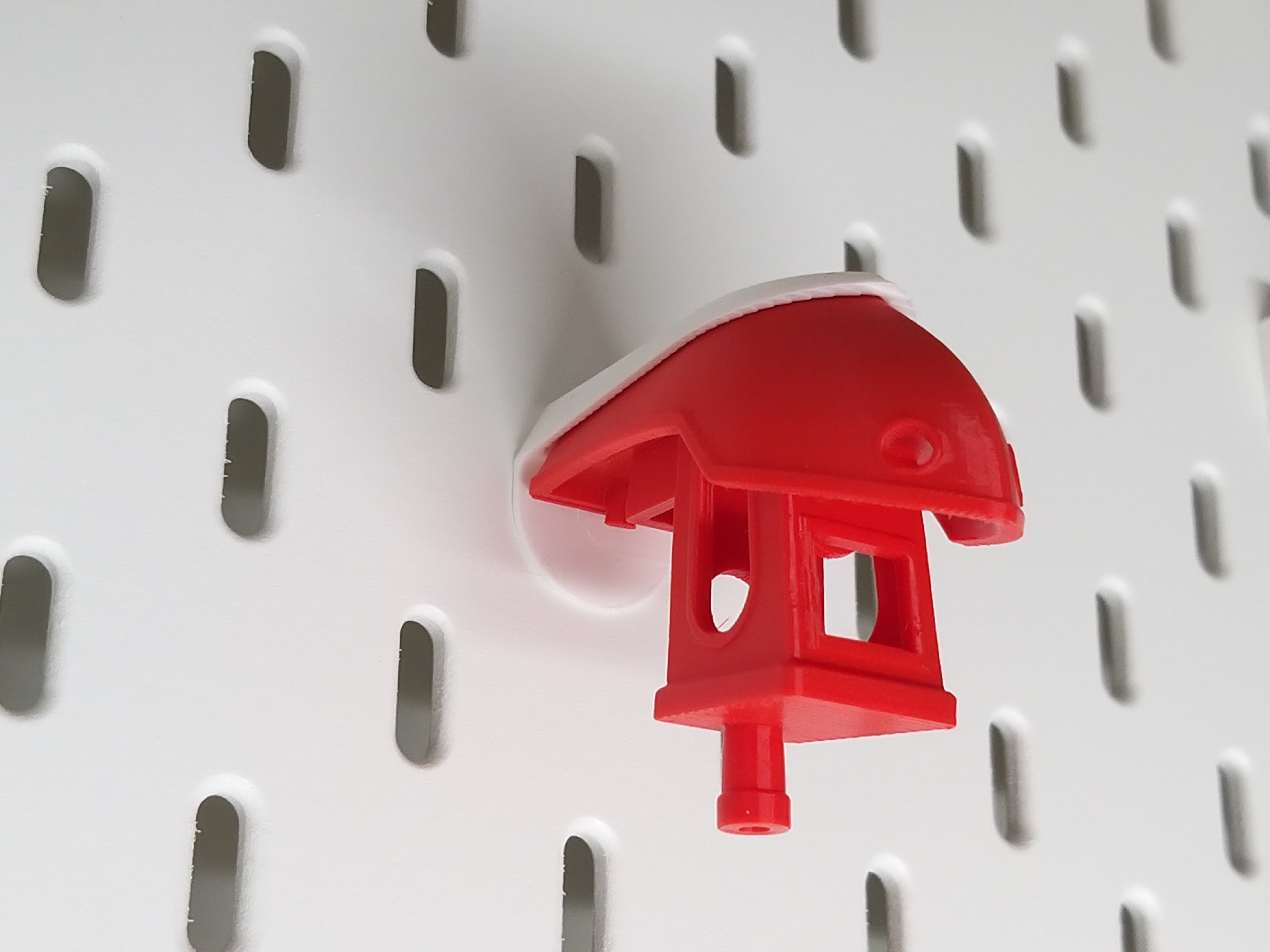 Benchy holder for IKEA Skådis