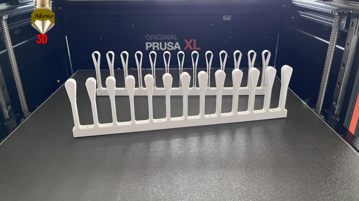 Space saving scarf organizer / scarf holder for the wardrobe