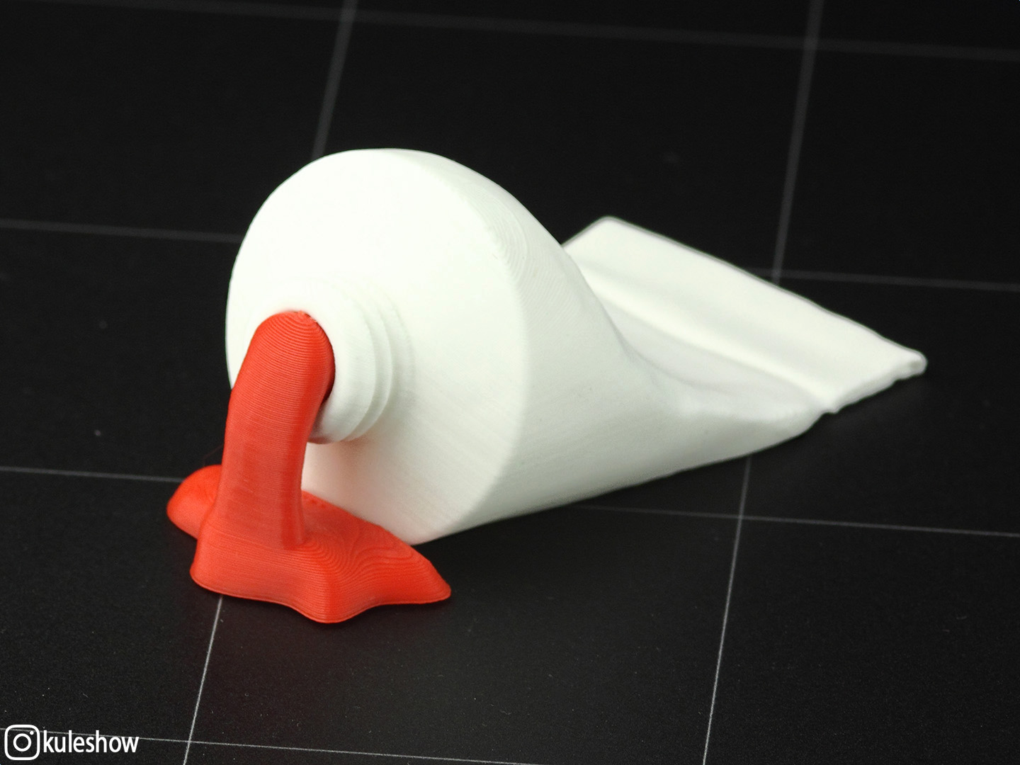 Door Stopper Paint tube by bigovereasy Download free STL model