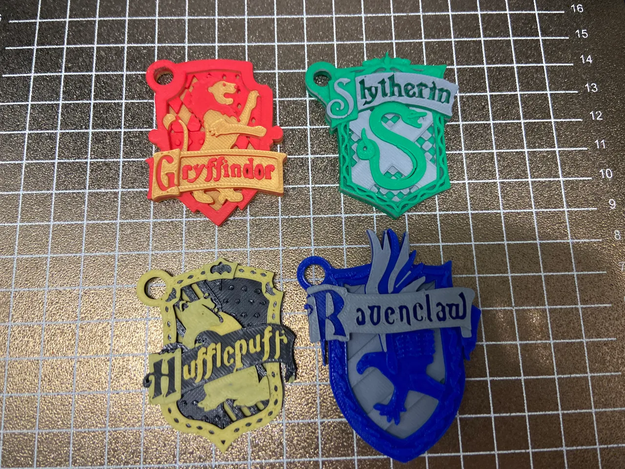 Ravenclaw House keychain - Boutique Harry Potter