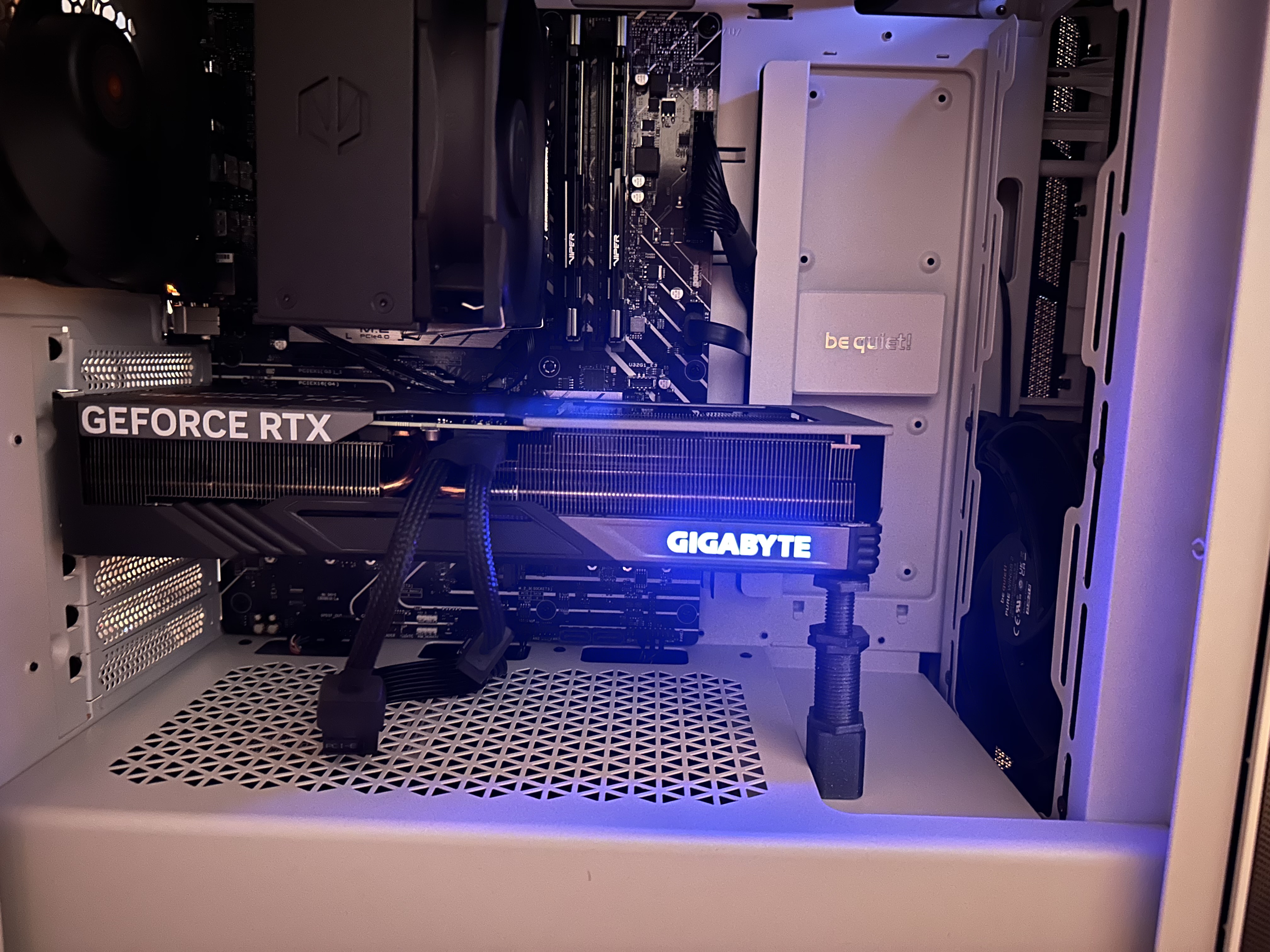 Graphics Card Holder