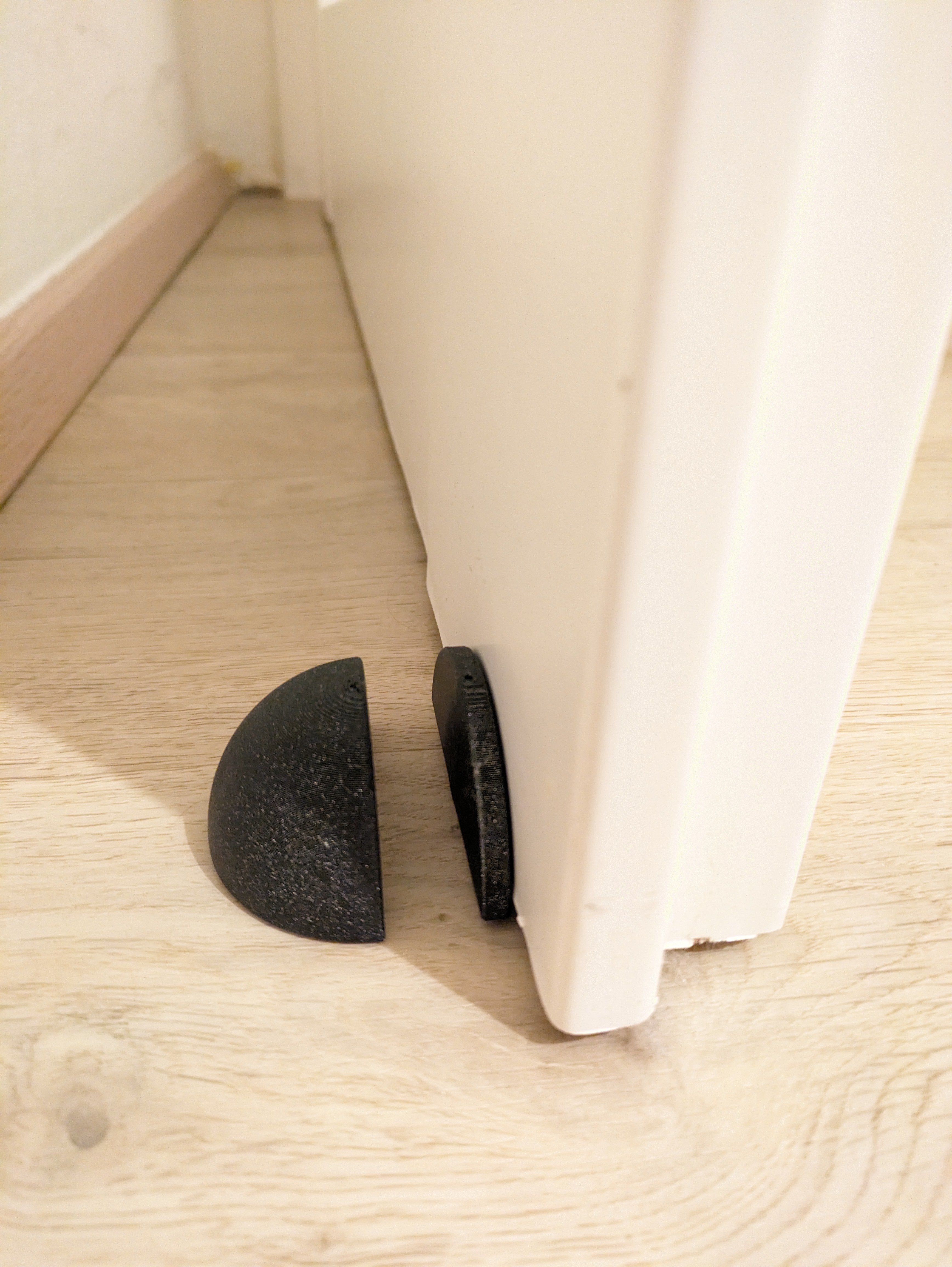 Magnetic door stop/holder