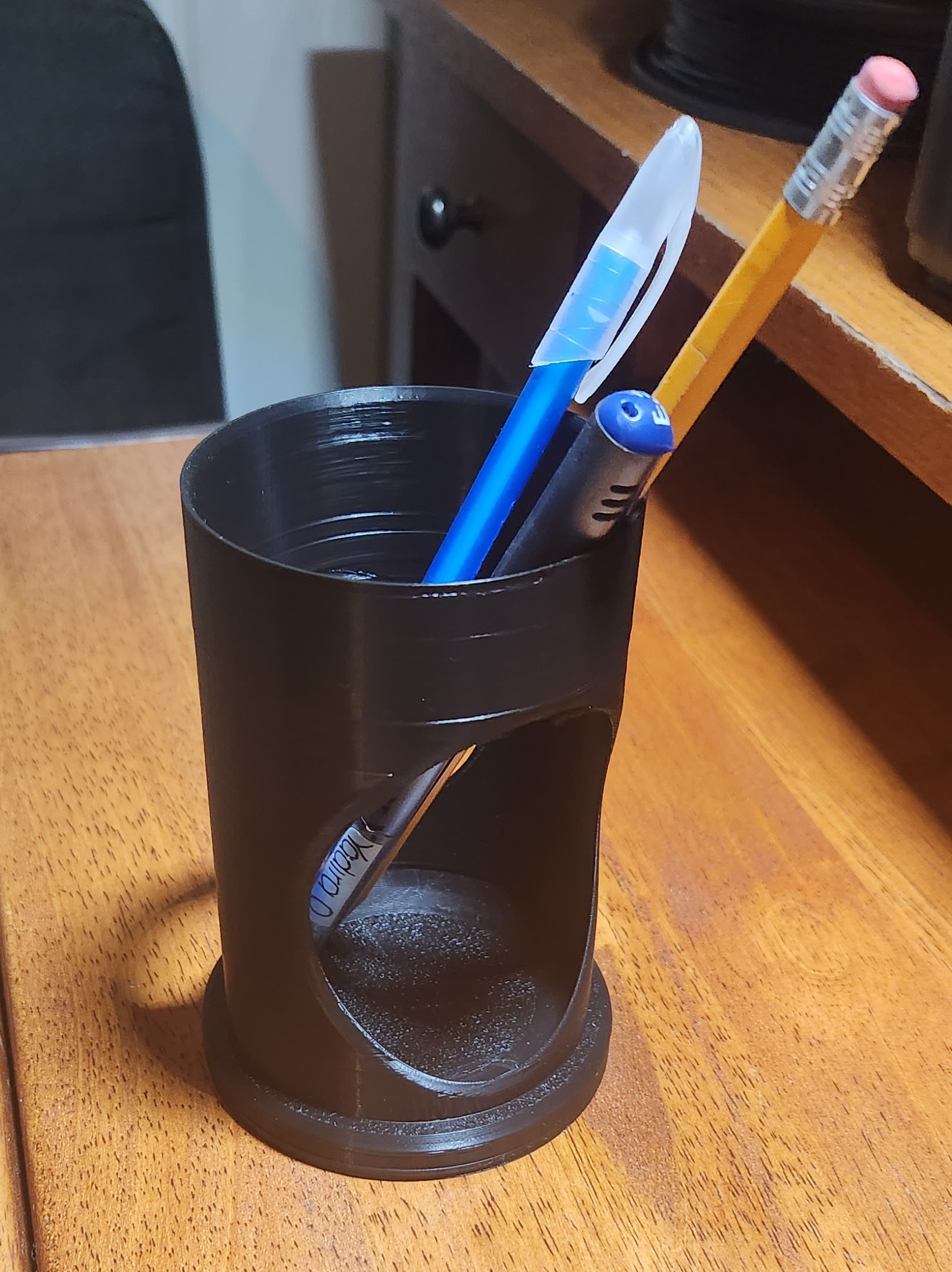 Pen Holder