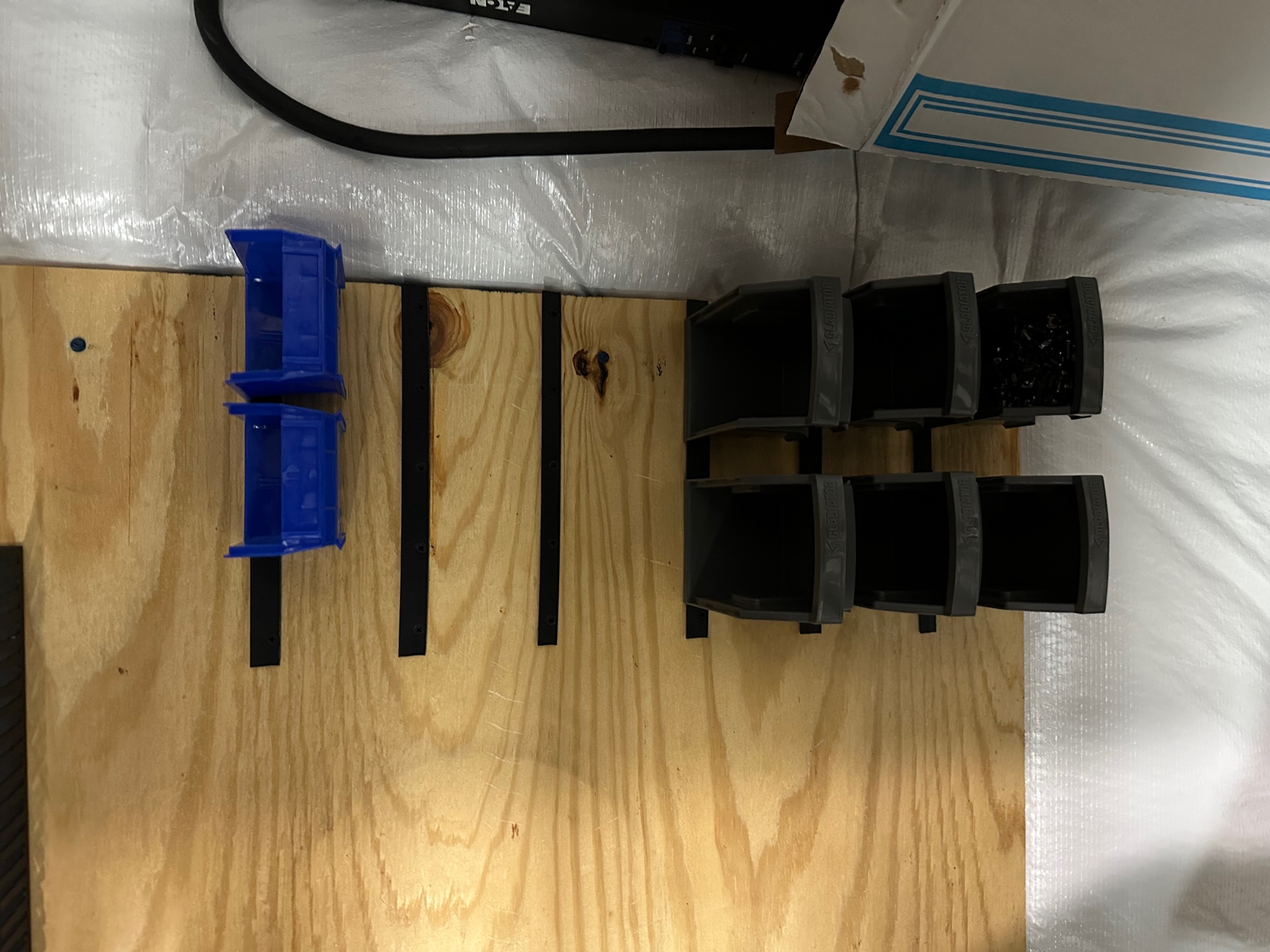 akro-mils bins wall hanger rail 315mm