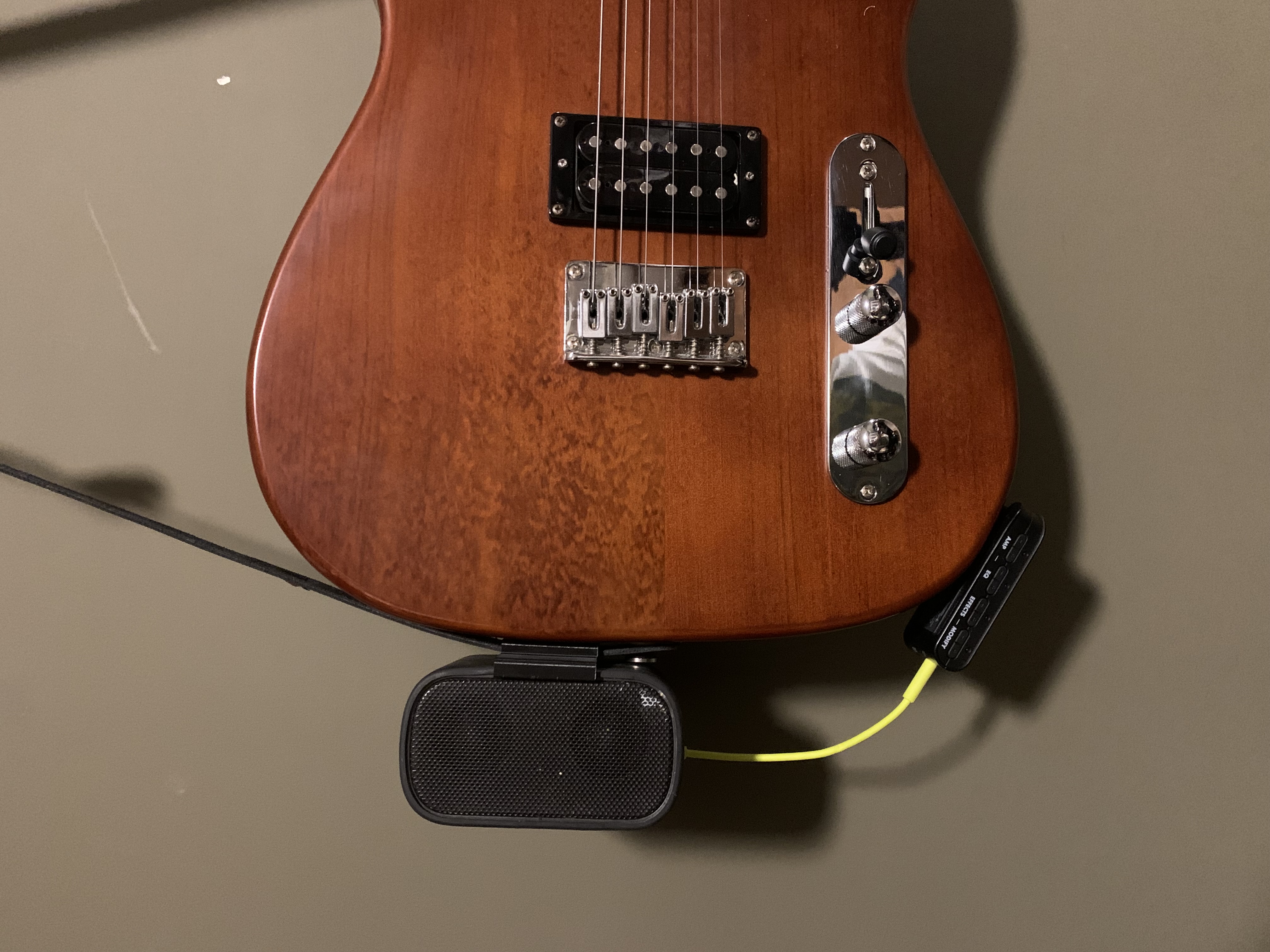 Guitar Strap holder for UE Boombox