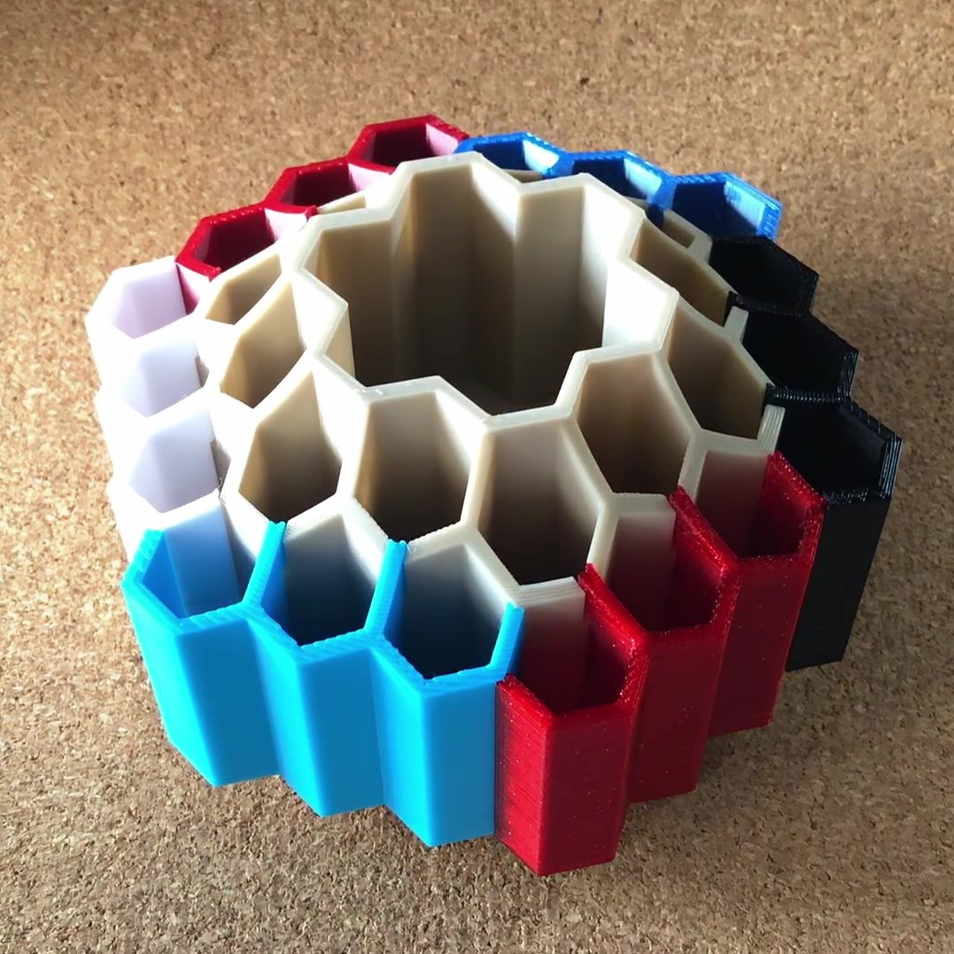 Miniatura 4 do modelo 3D MODULAR SPINNING PEN HOLDER
