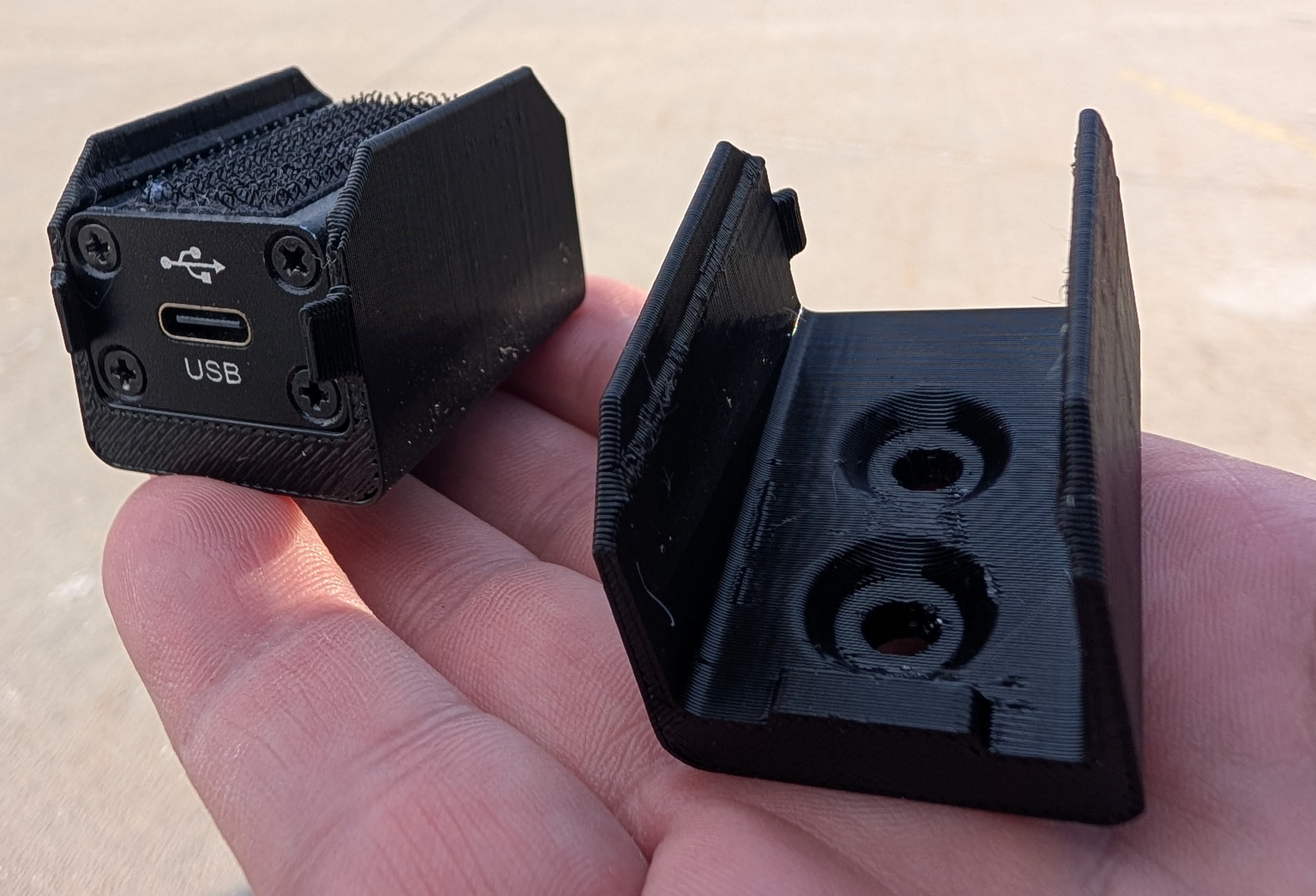Digirig Mobile Mounting Clip