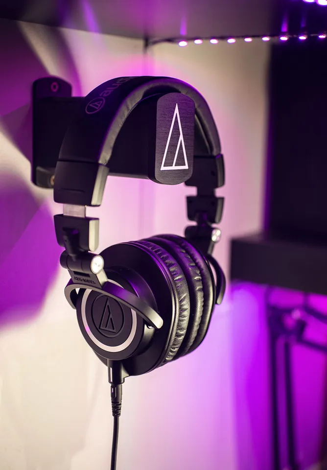 Audio technica headphone hotsell holder