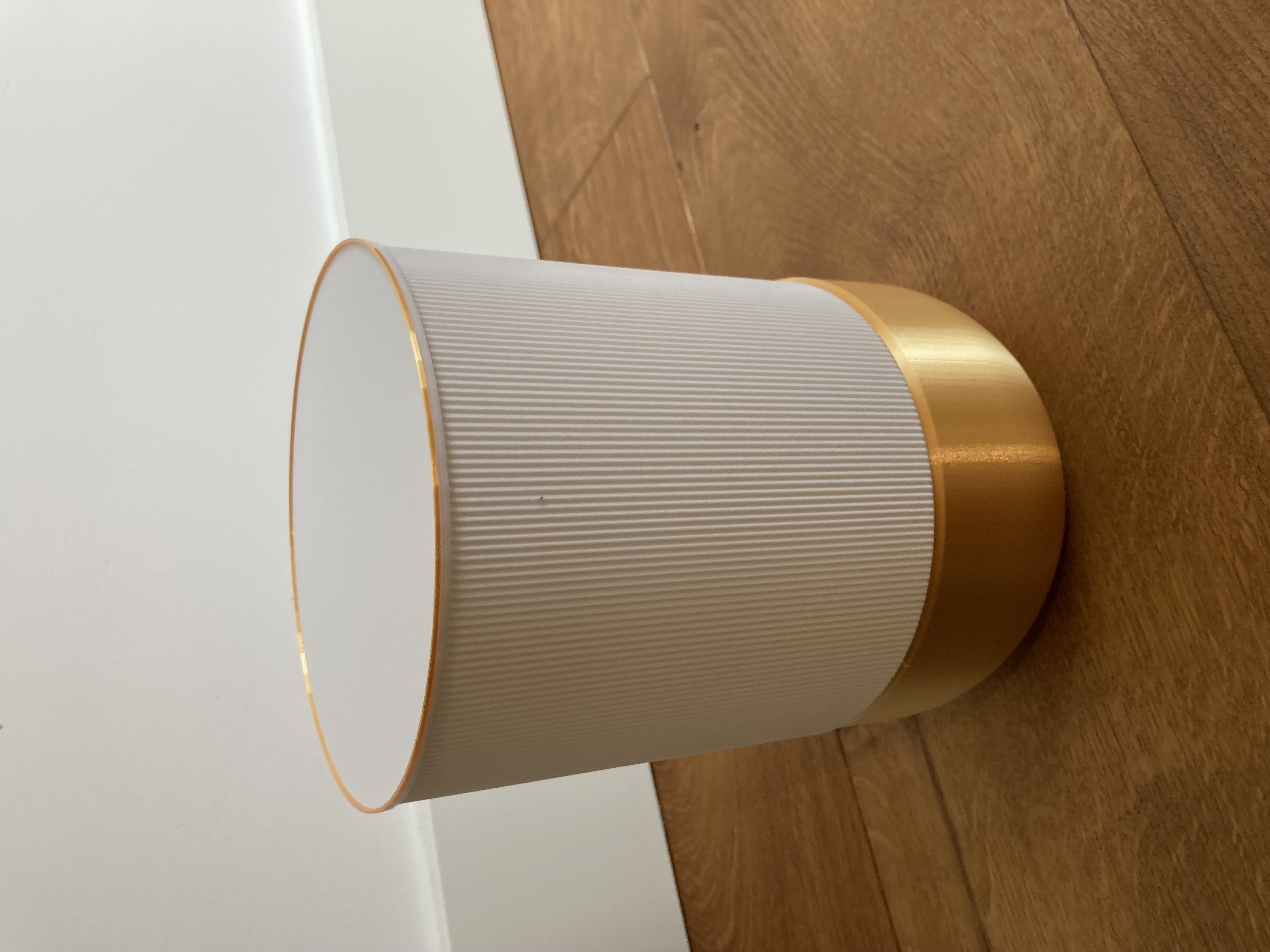 Lid Maker Lamp 2 colour
