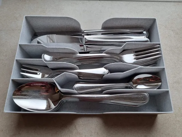 Ultra Compact Cutlery Tray - Single Part - No support - Full Cutlery Set