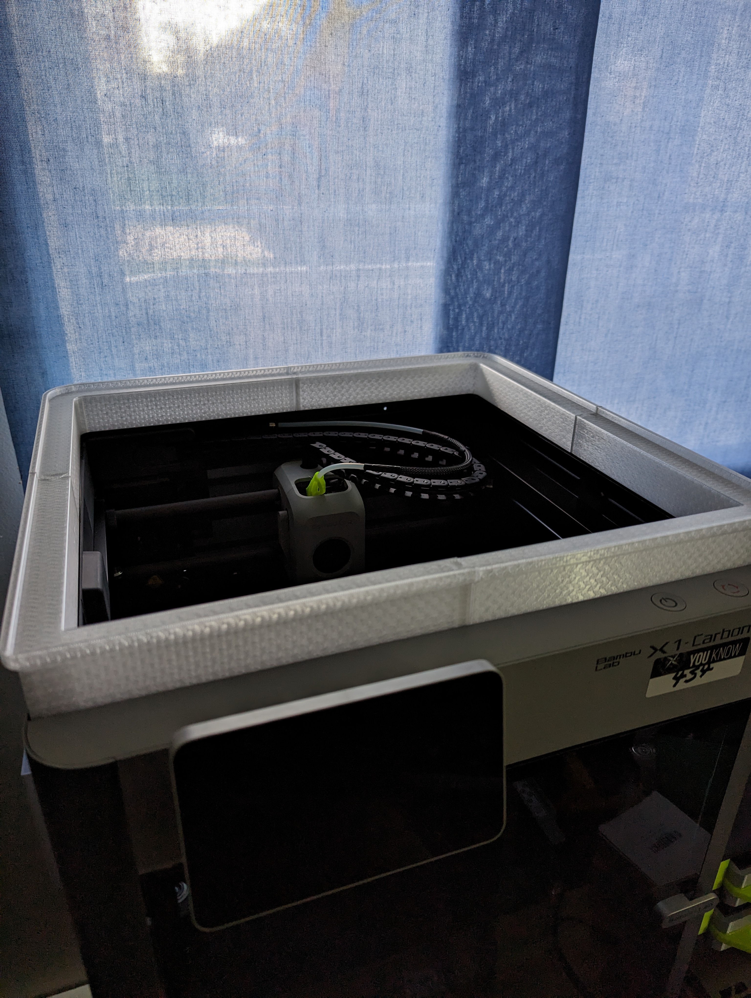 Plain lid riser for BambuLab X1C and P1S