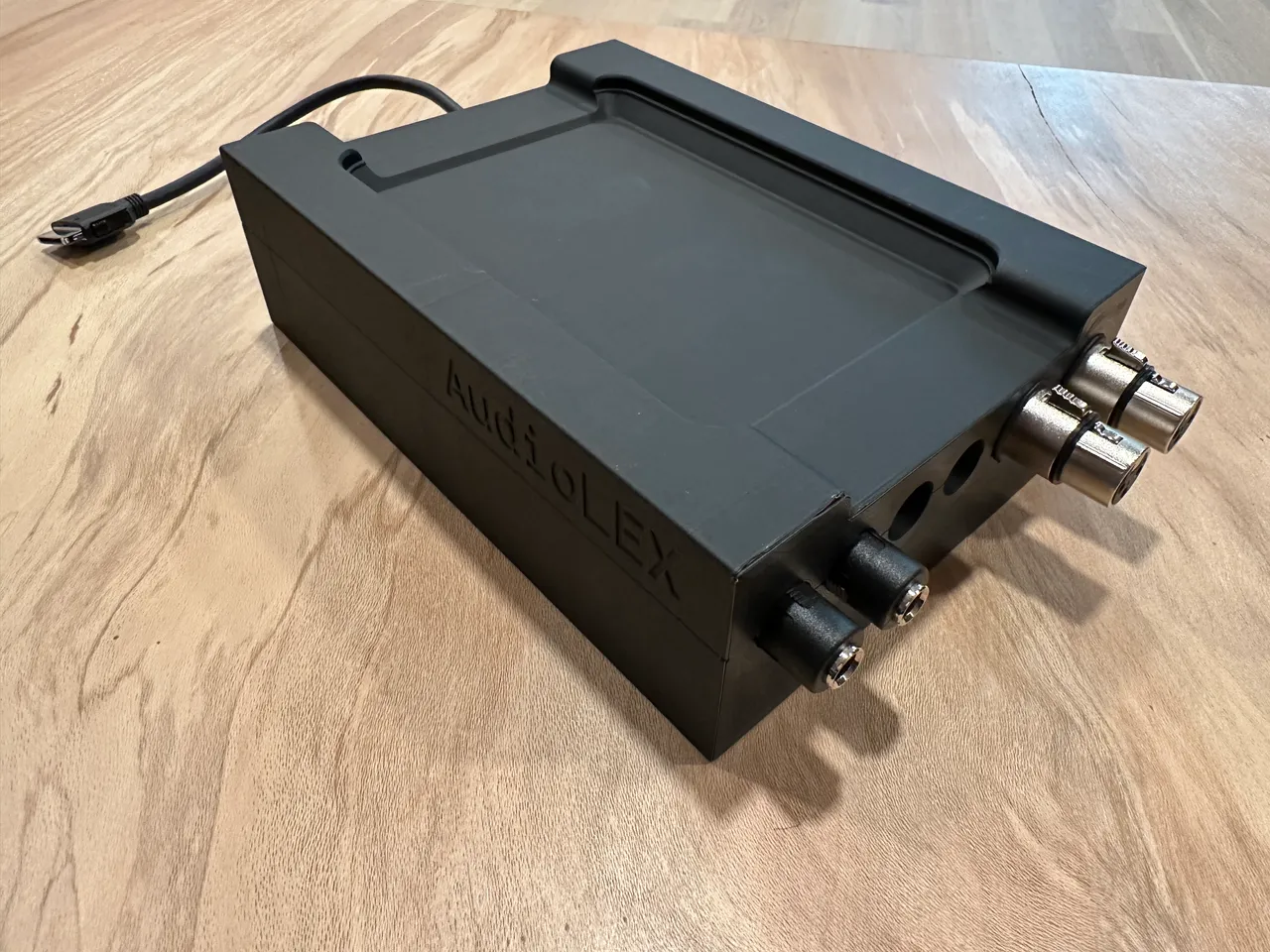 Apogee Duet 3 Dock by Al | Download free STL model | Printables.com