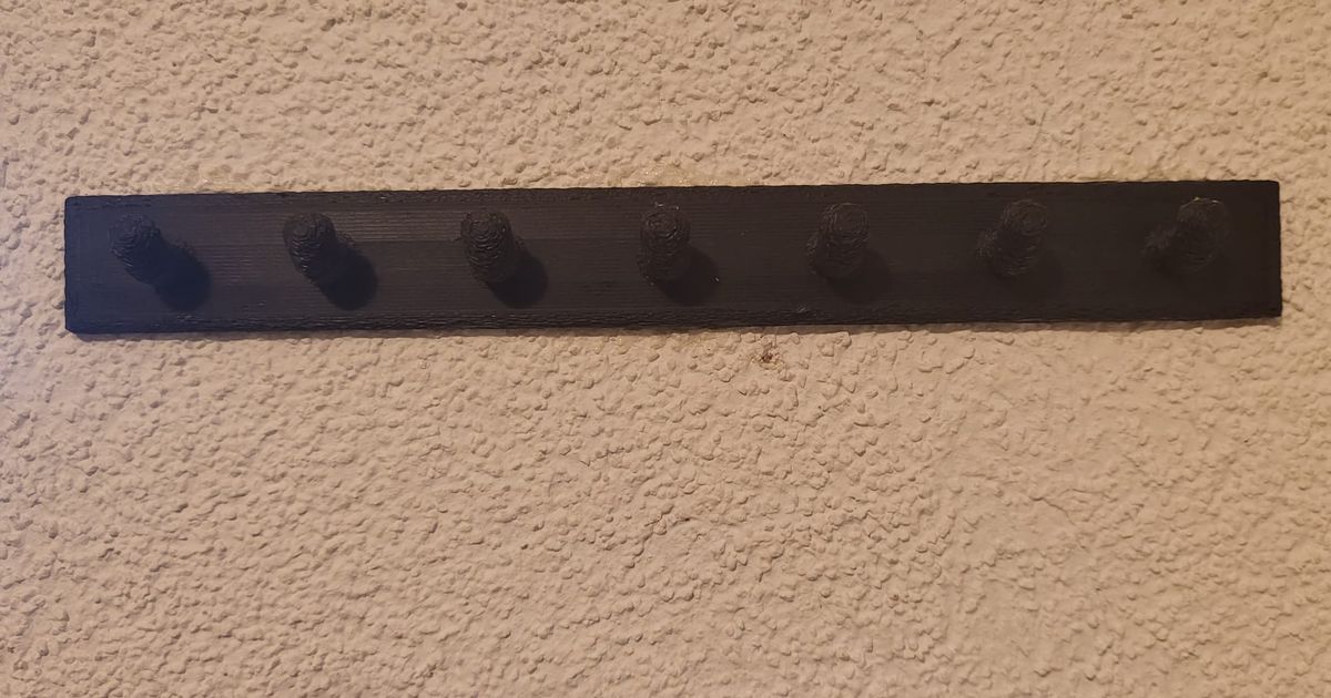 Simple Key Holder with 7 Hooks by Dieti Download free STL model