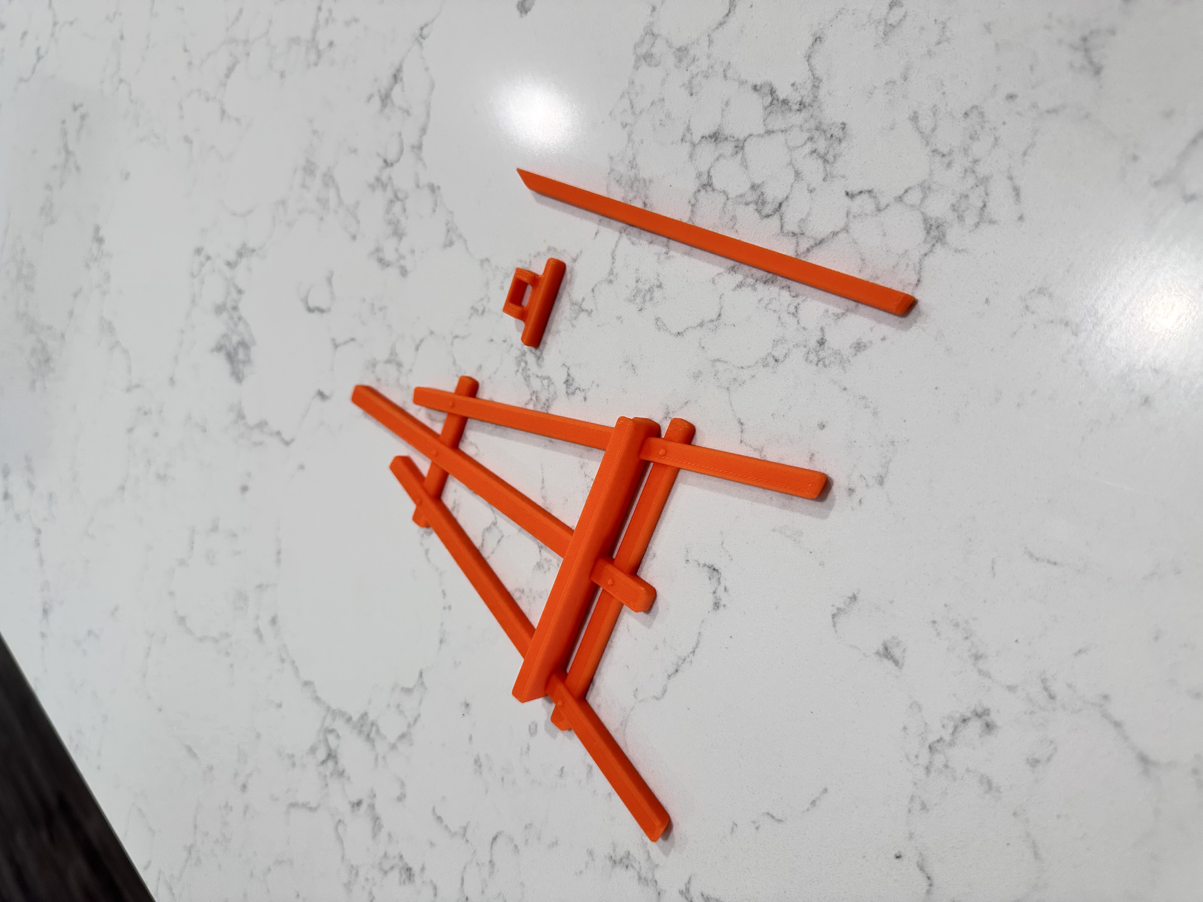 Miniatura 3 do modelo 3D Easel - Mini