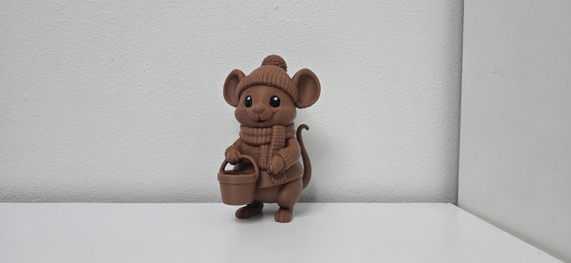 Mouse with Bucket and Scarf Christmas Figure