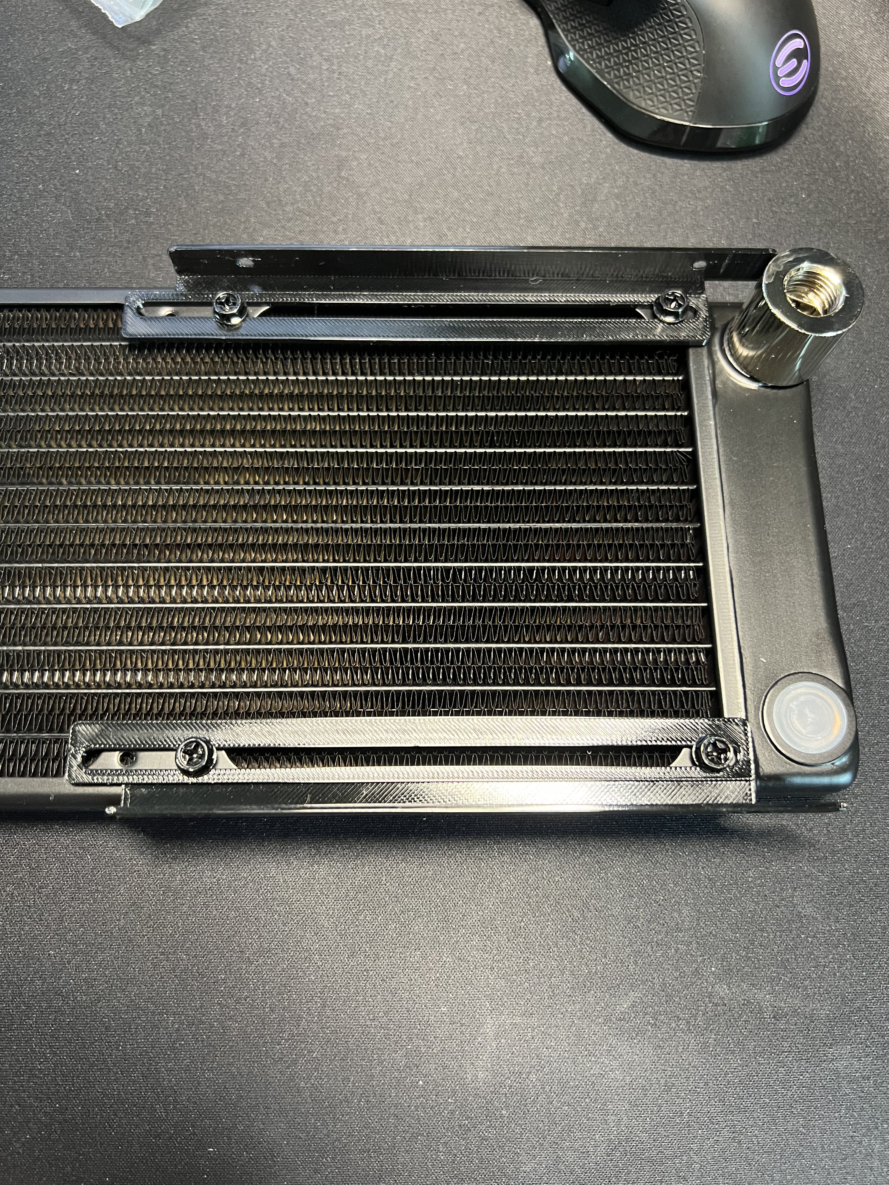 FormD T1 Radiator Bracket