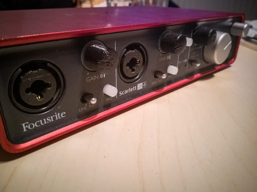 Focusrite Scarlett 2i4 Gain Knob by florian0 | Download free