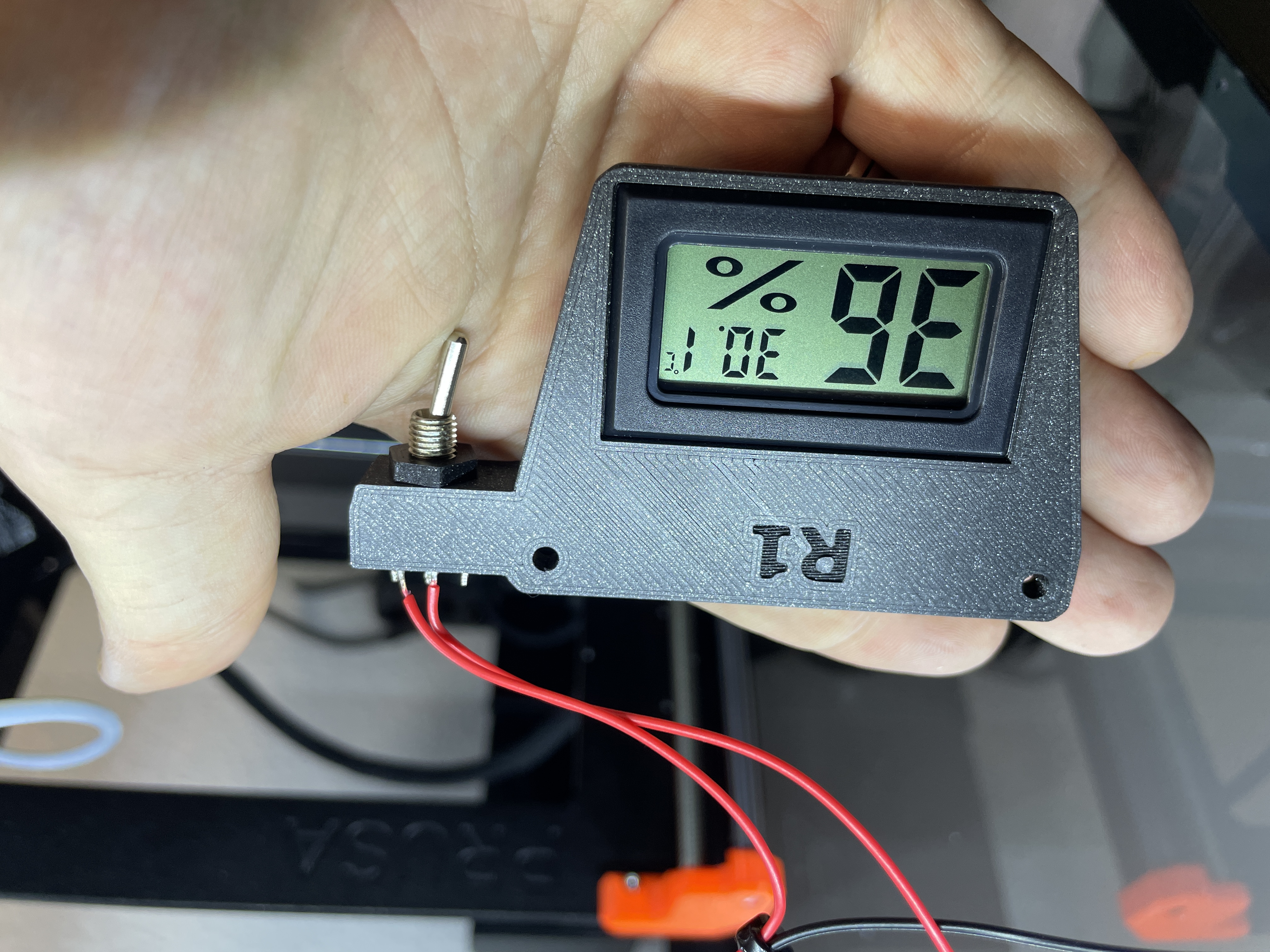 Miniatura 3 do modelo 3D Prusa Enclosure Thermometer Bracket with Toggle Switch