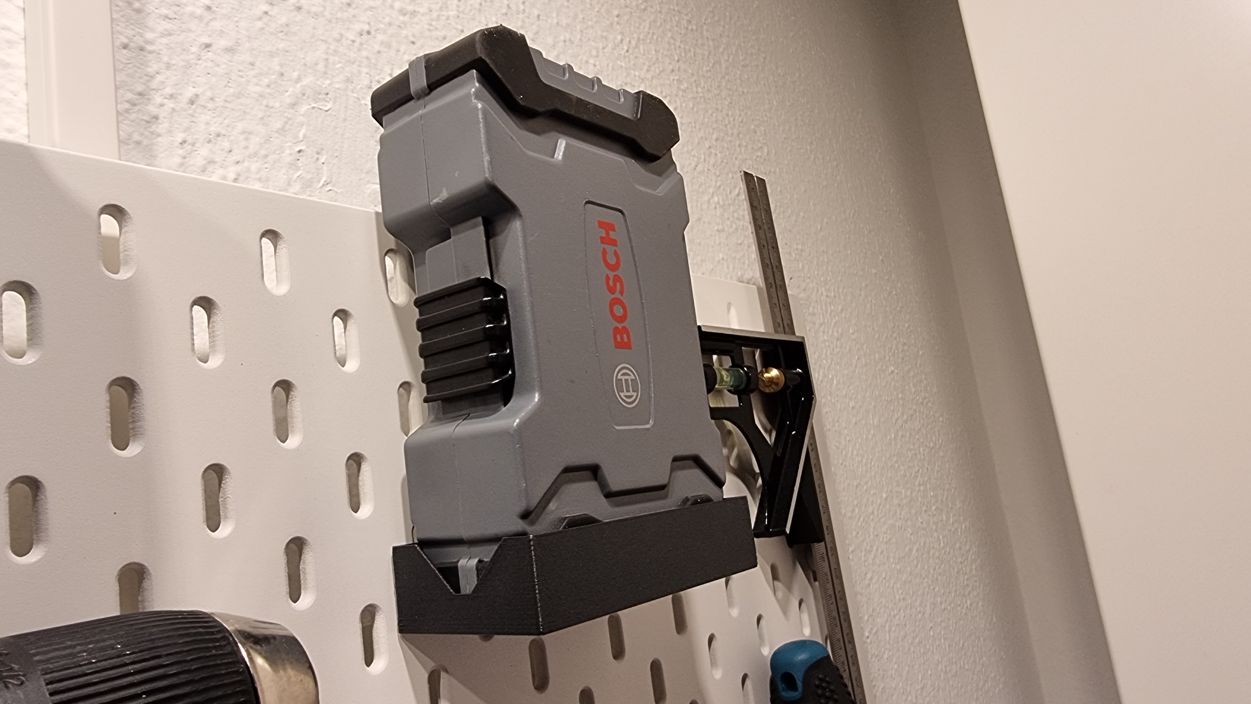 Skadis Bosch bitset holder