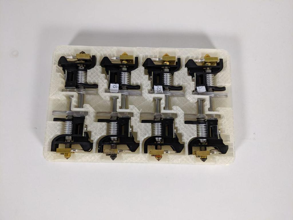Miniatura 3 do modelo 3D Ultimaker 3 + Printcore Box