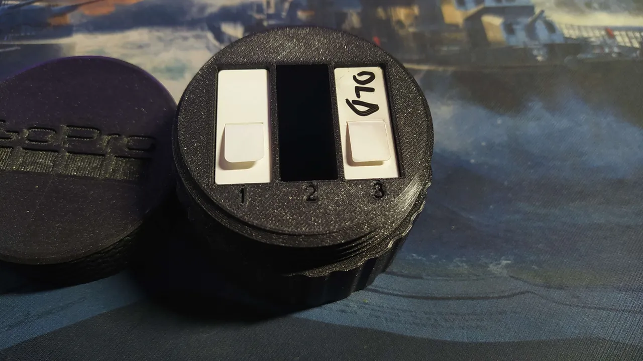 Gopro battery case-with numbers by Damián Sládek | Download free STL ...