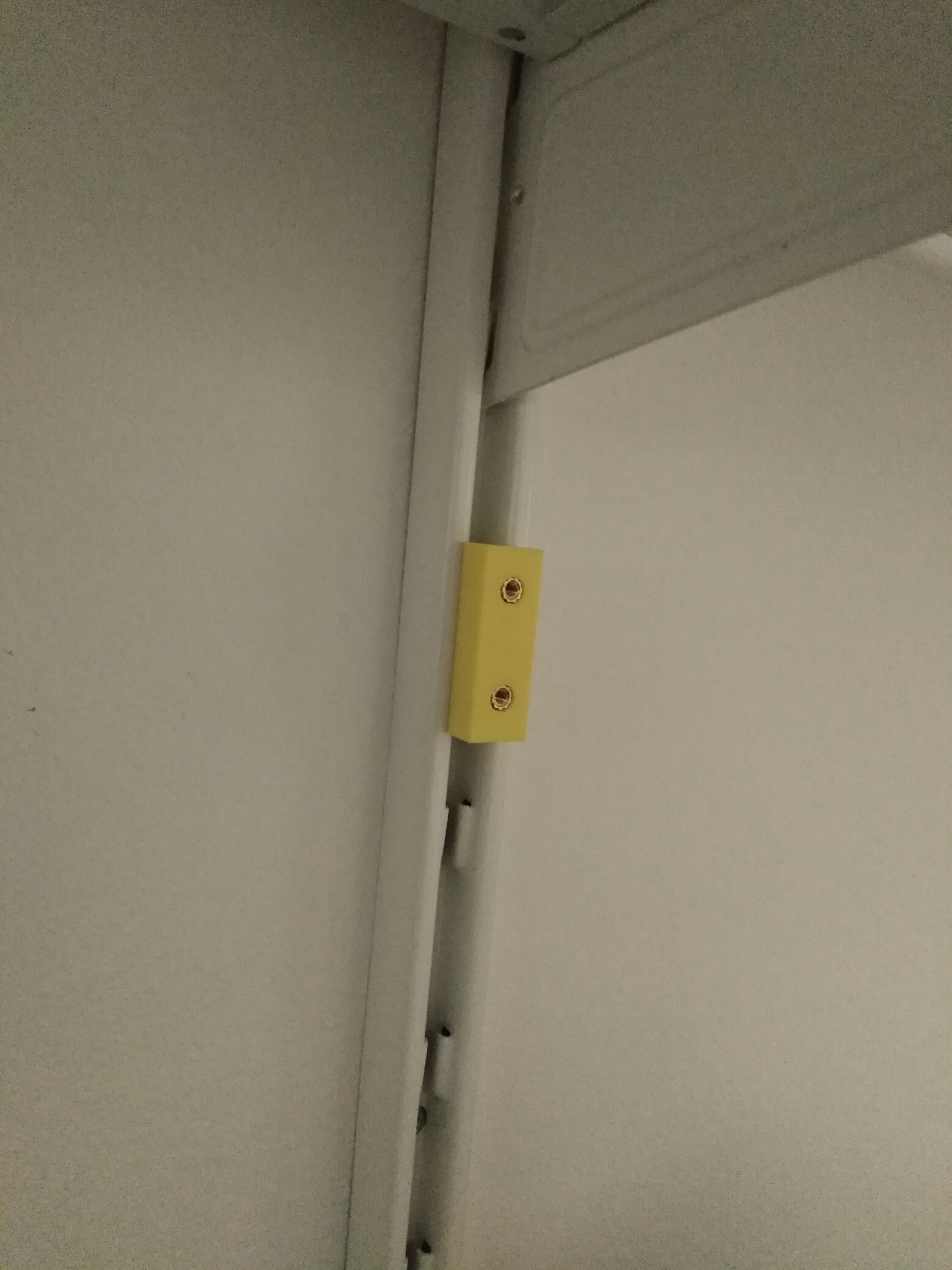 Aluminium profile holder for Boaxel shelving