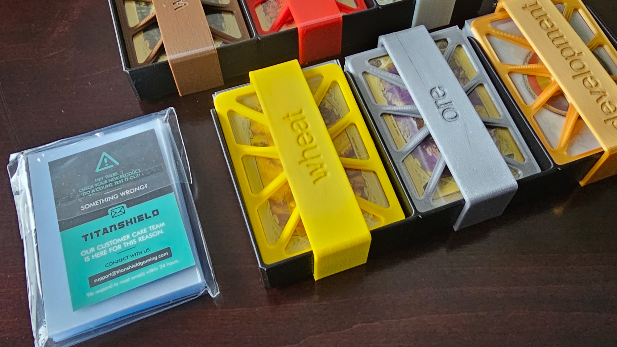 Miniatura 2 do modelo 3D Catan Card Tray - Revised