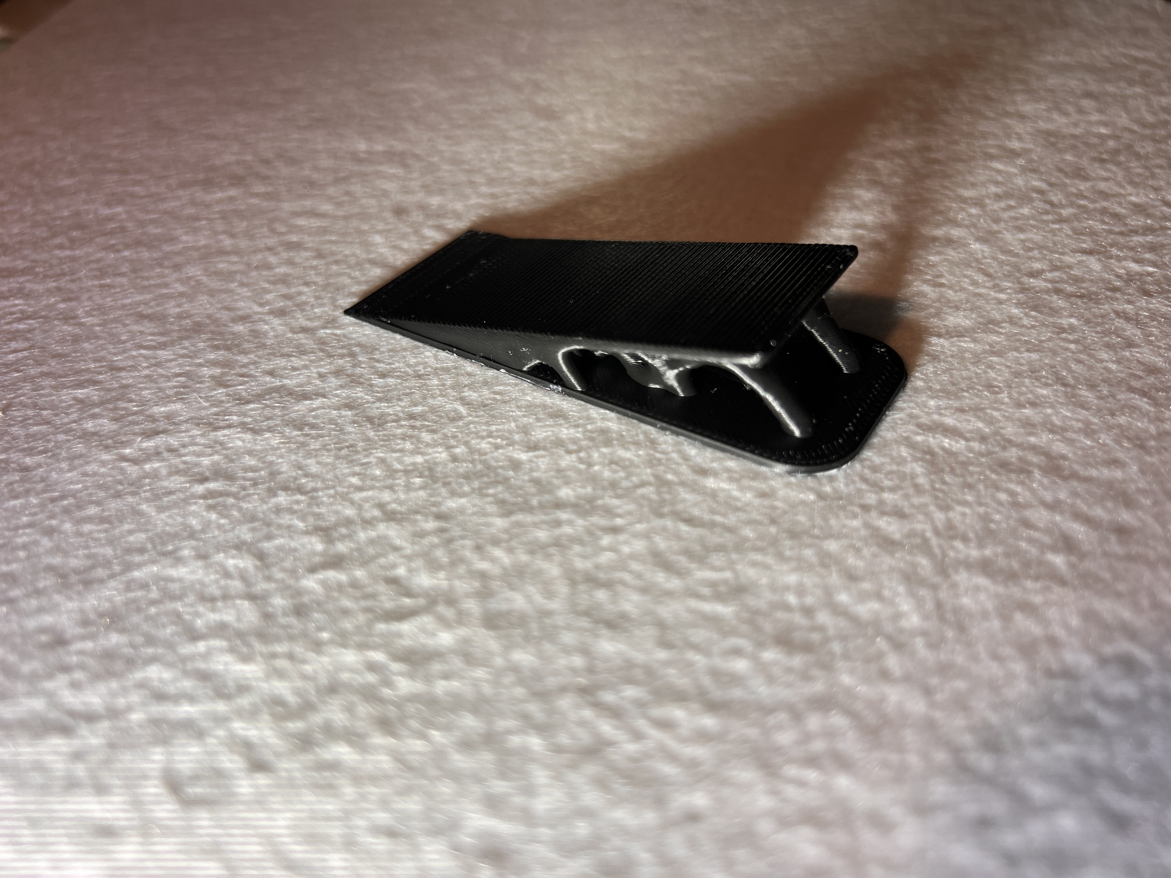 Miniatura 3 do modelo 3D topologically optimized door jamb