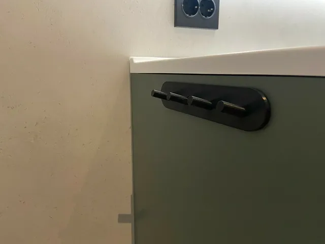 Bathroom hangers