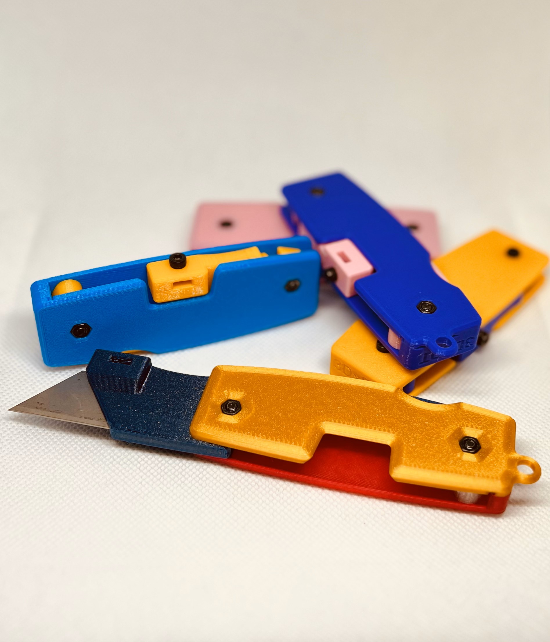 Folding Utility Blade